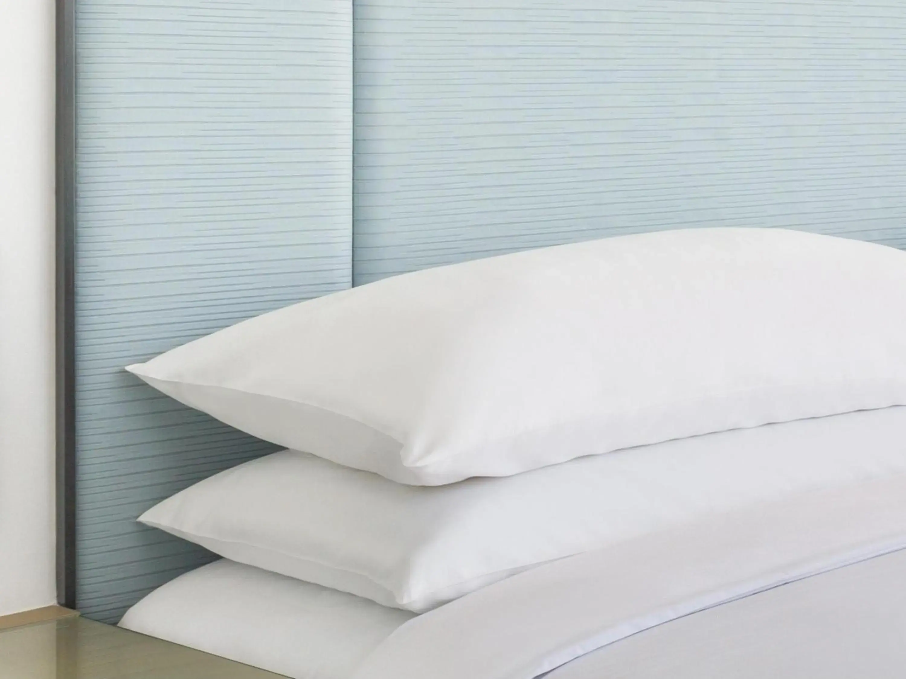 Traditional room with 2 Twin/Single Bed(s) in Four Points by Sheraton Hong Kong, Tung Chung Traditional room with 2 Twin/Single Bed(s) in Four Points by Sheraton Hong Kong, Tung Chung