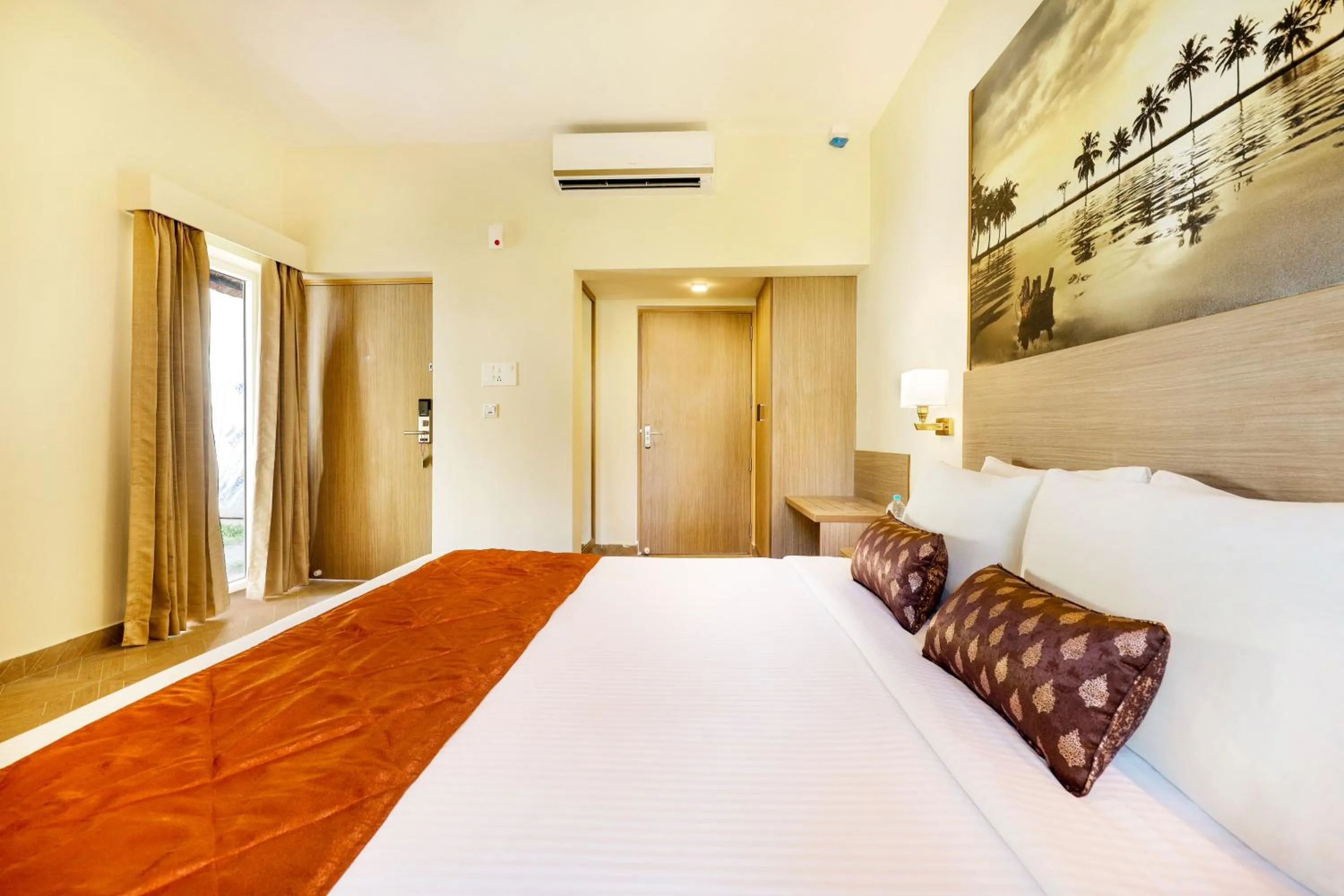 Bed in Club Mahindra Arookutty, Alleppey