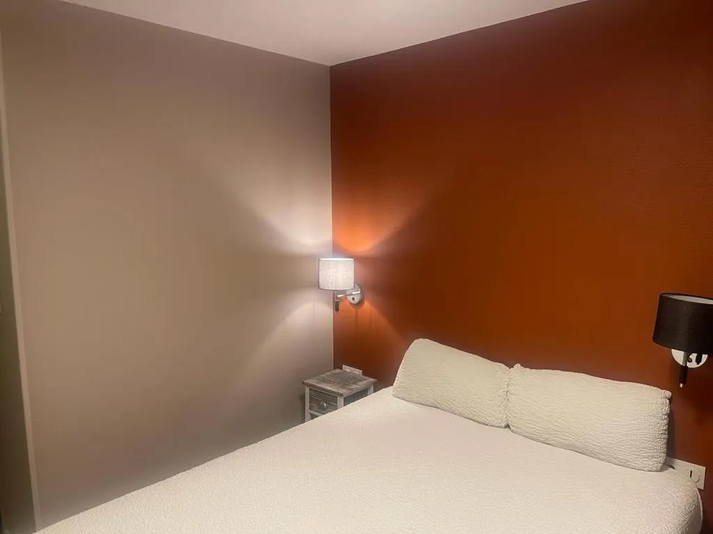 Photo of the whole room, Bed in Appart'hôtel Voltaire