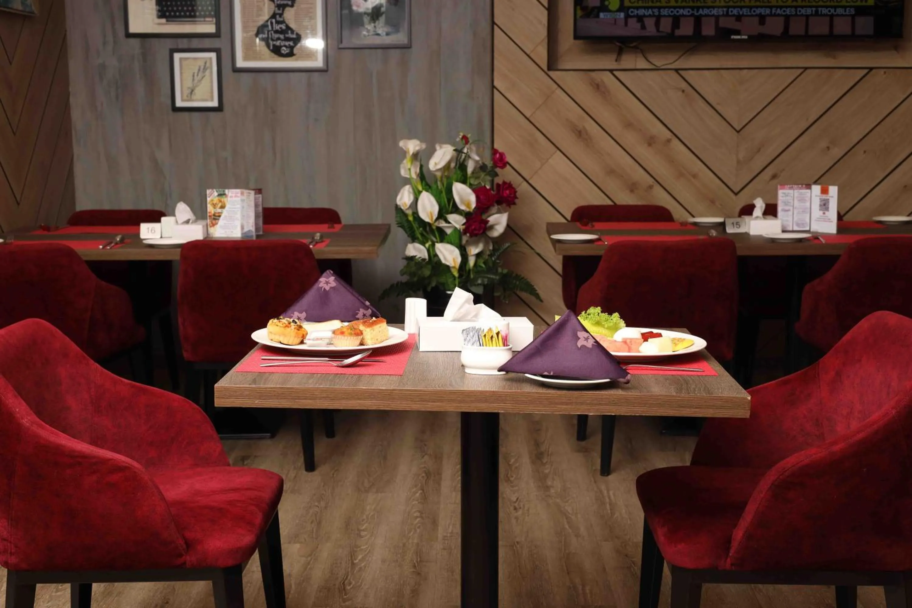 Restaurant/places to eat in Fortis Hotel Fujairah