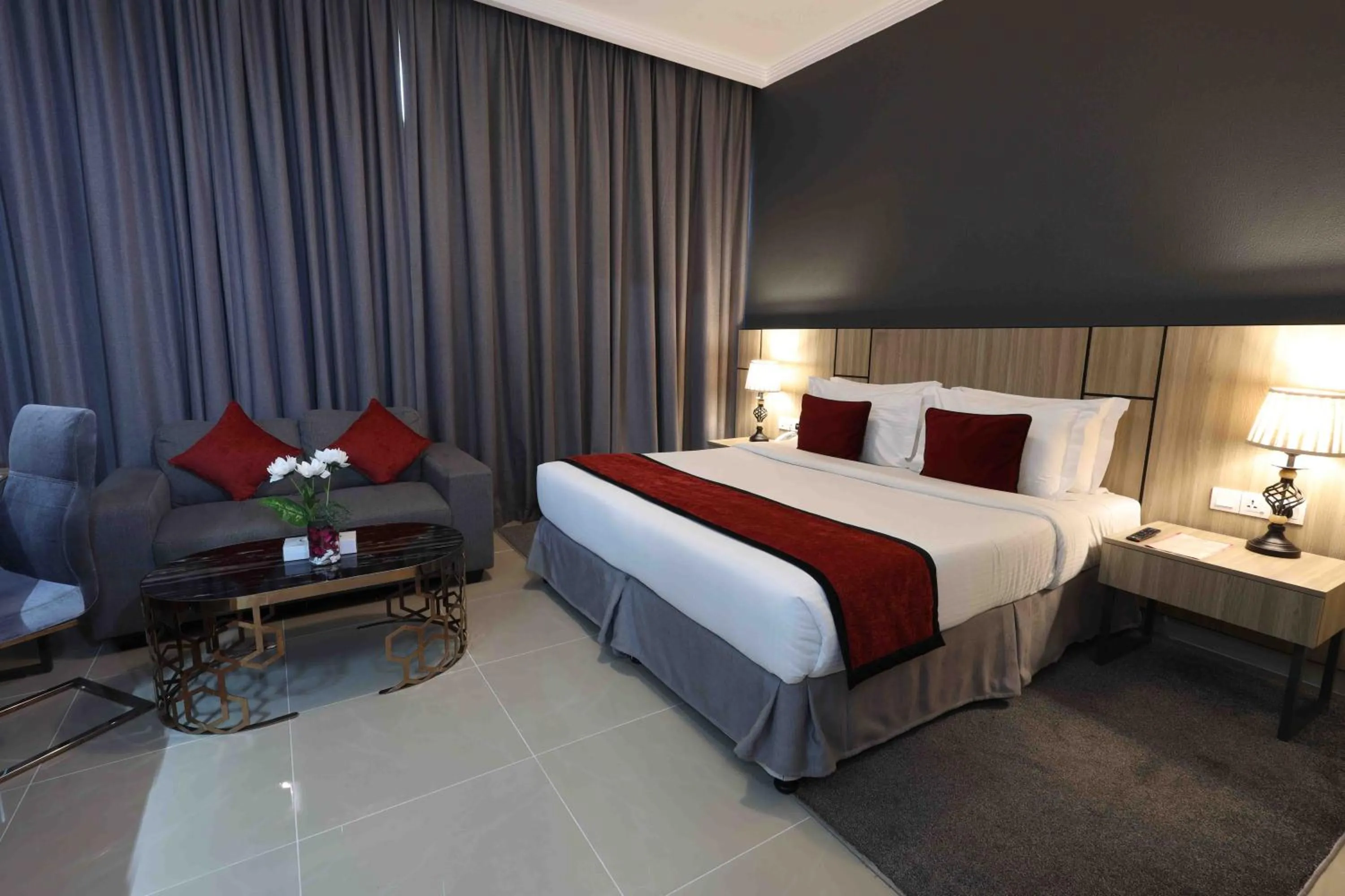 Bedroom, Bed in Fortis Hotel Fujairah