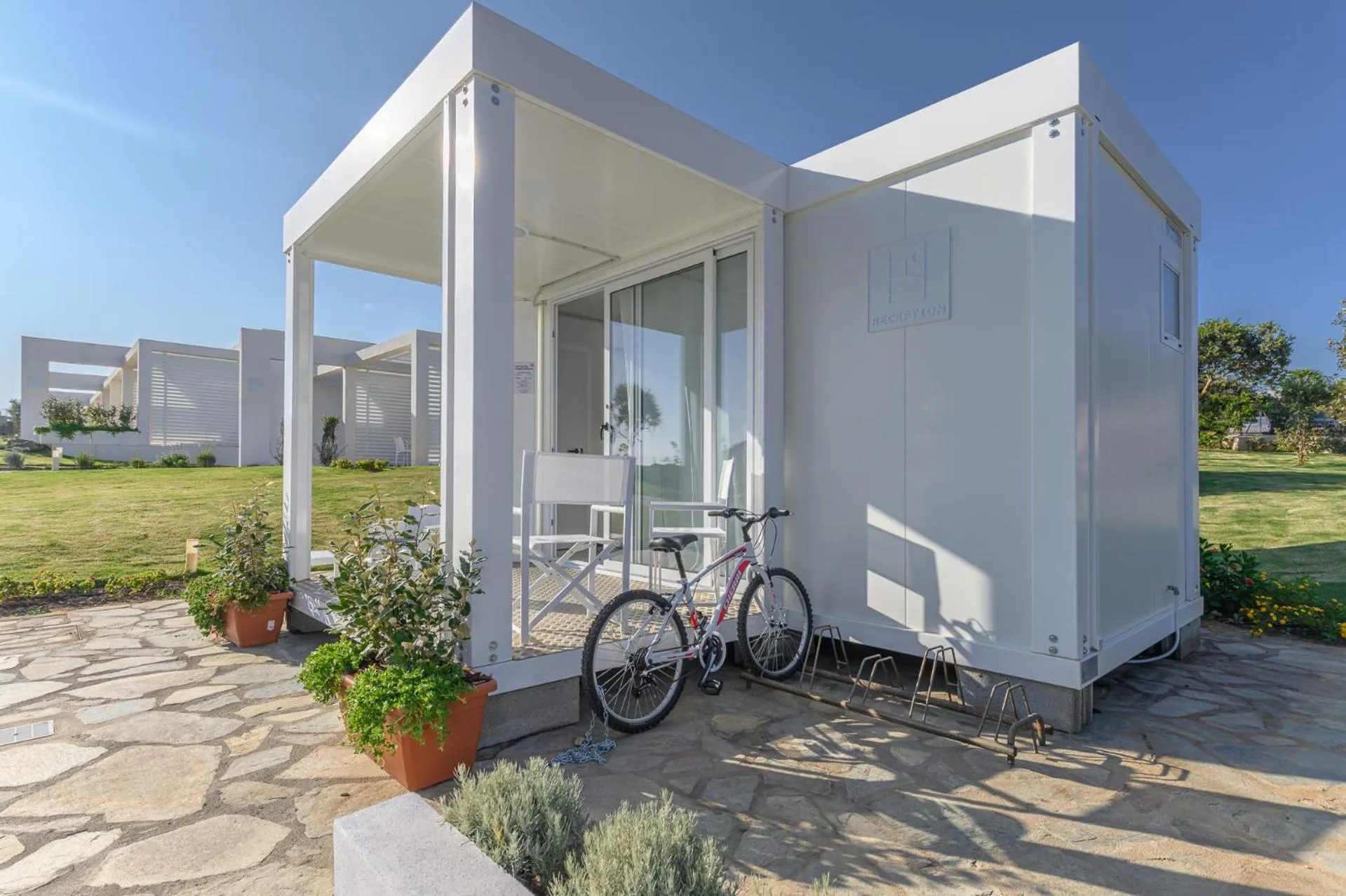 Lobby or reception in Capo Falcone Charming Apartments