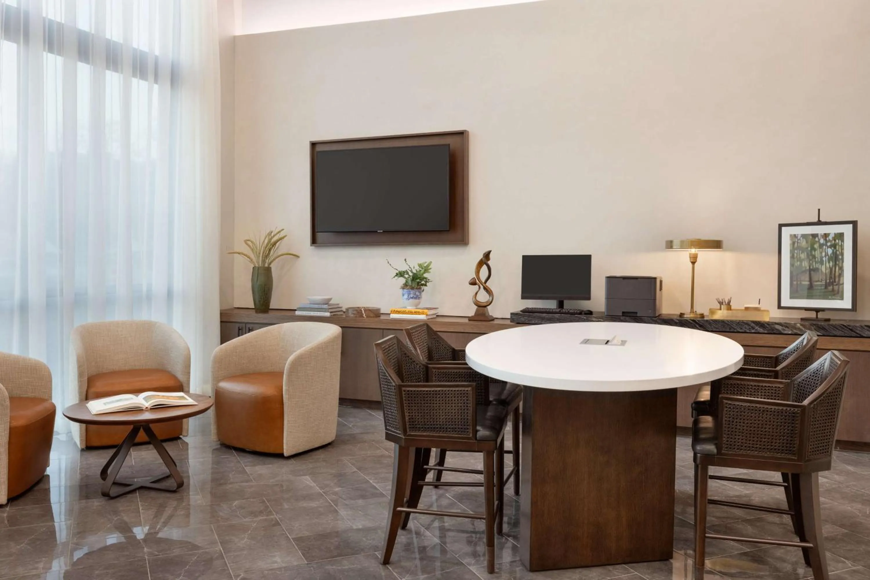 Business facilities in Valley Hotel Homewood Birmingham - Curio Collection By Hilton