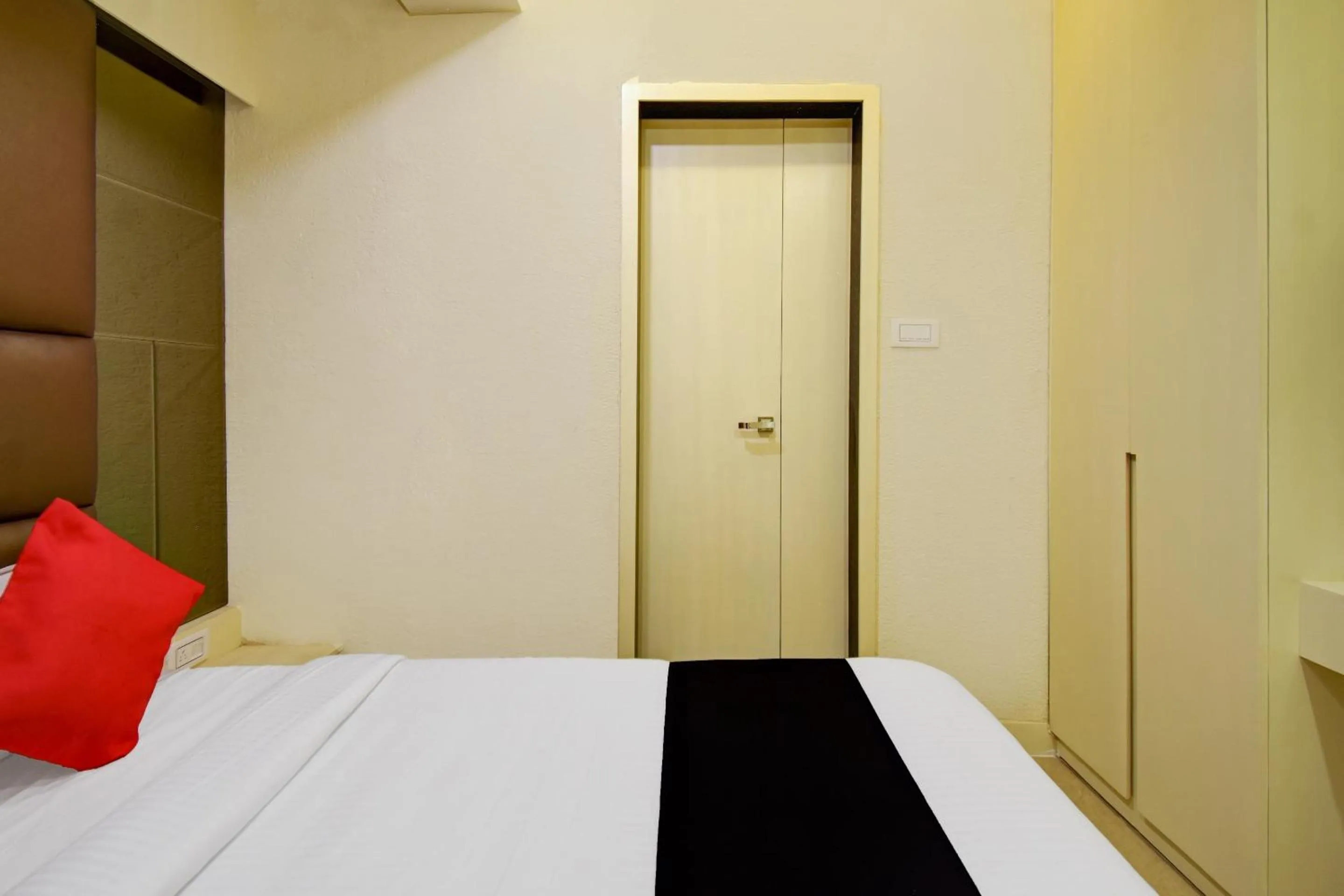 Bedroom, Bed in Collection O Snowfox