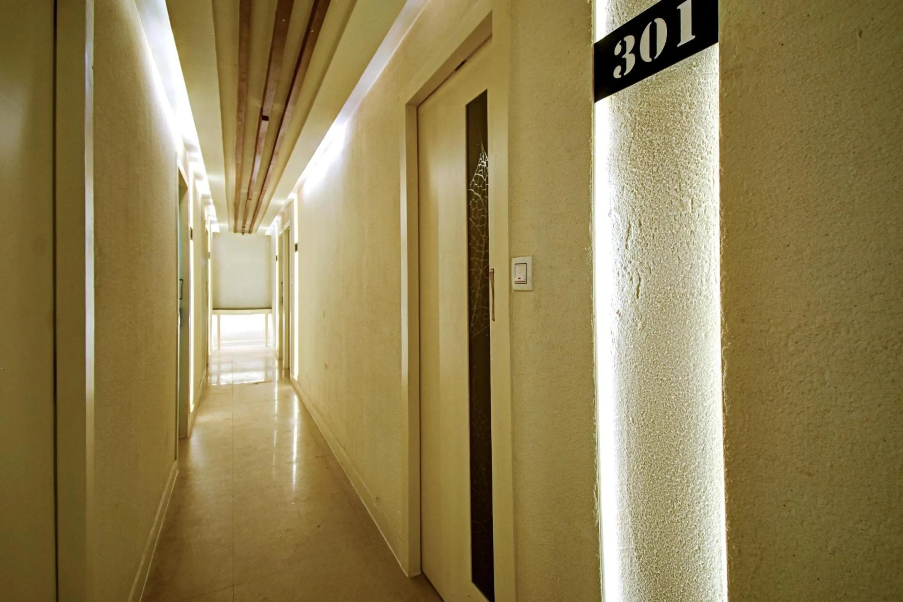 Lobby or reception in Collection O Snowfox