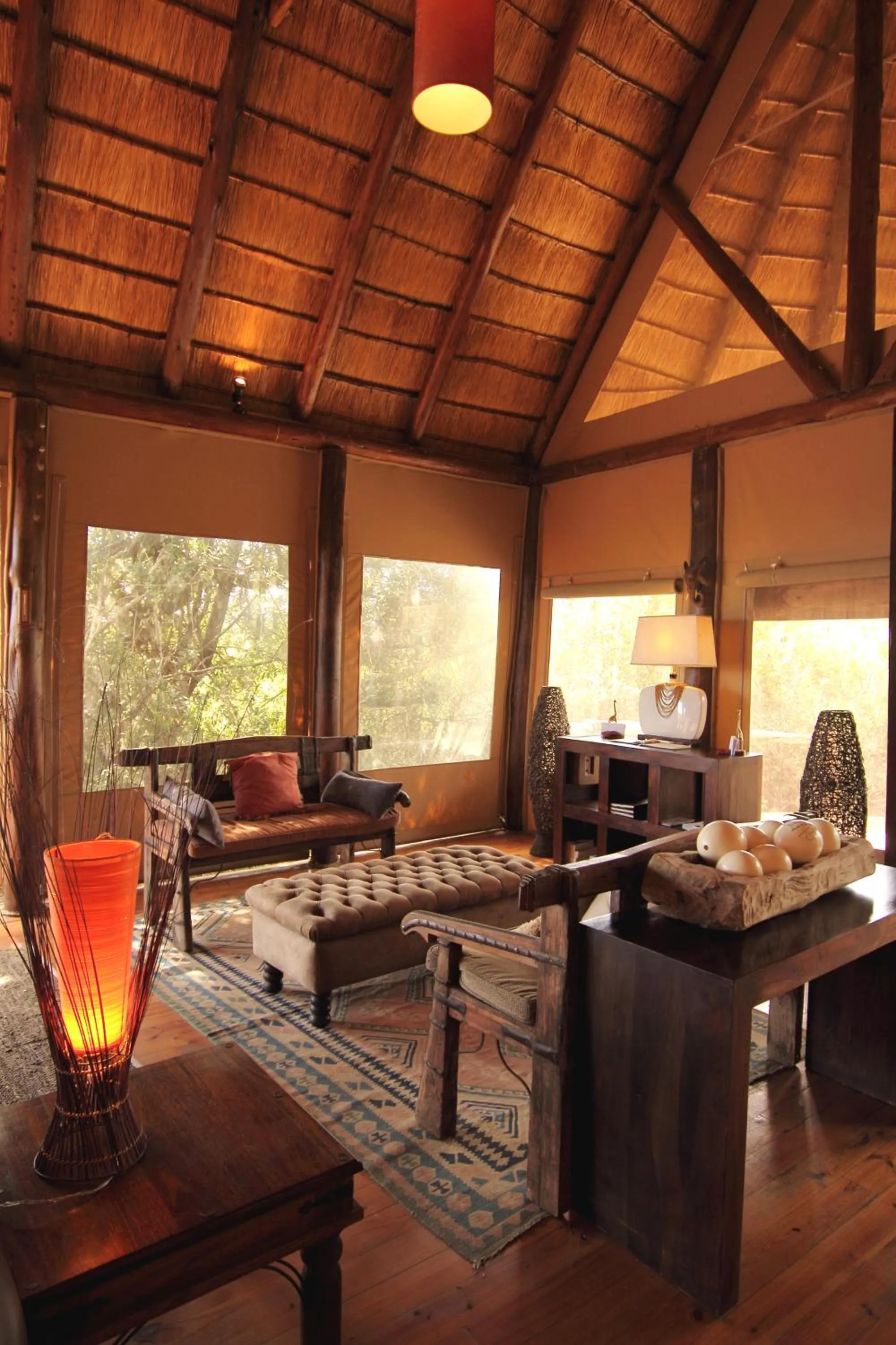 Day in Bush Lodge – Amakhala Game Reserve