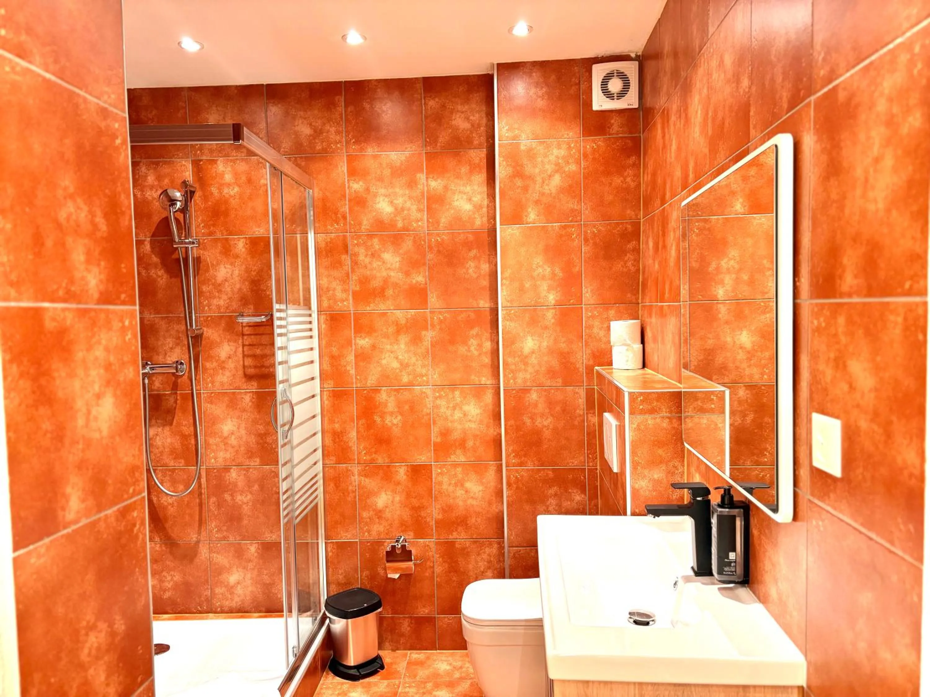 Bathroom in Akomo Bern