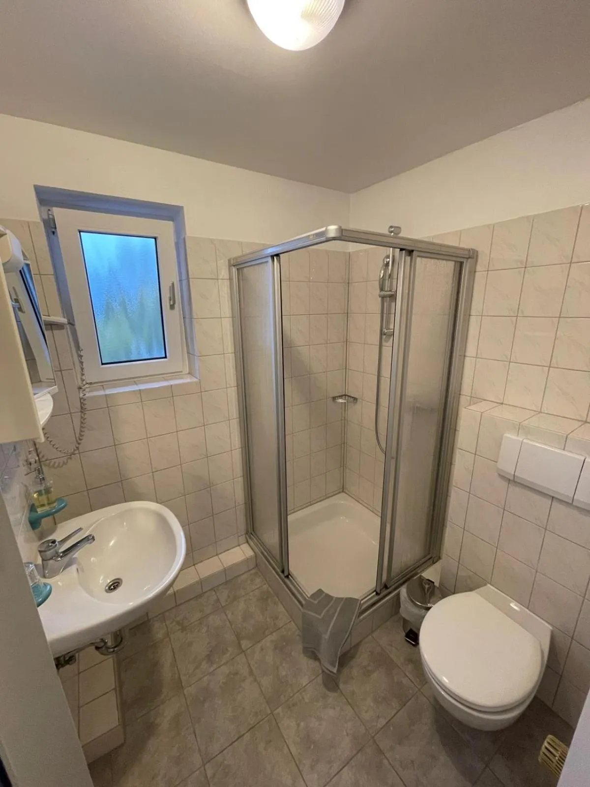 Gästehaus zum Surgrund