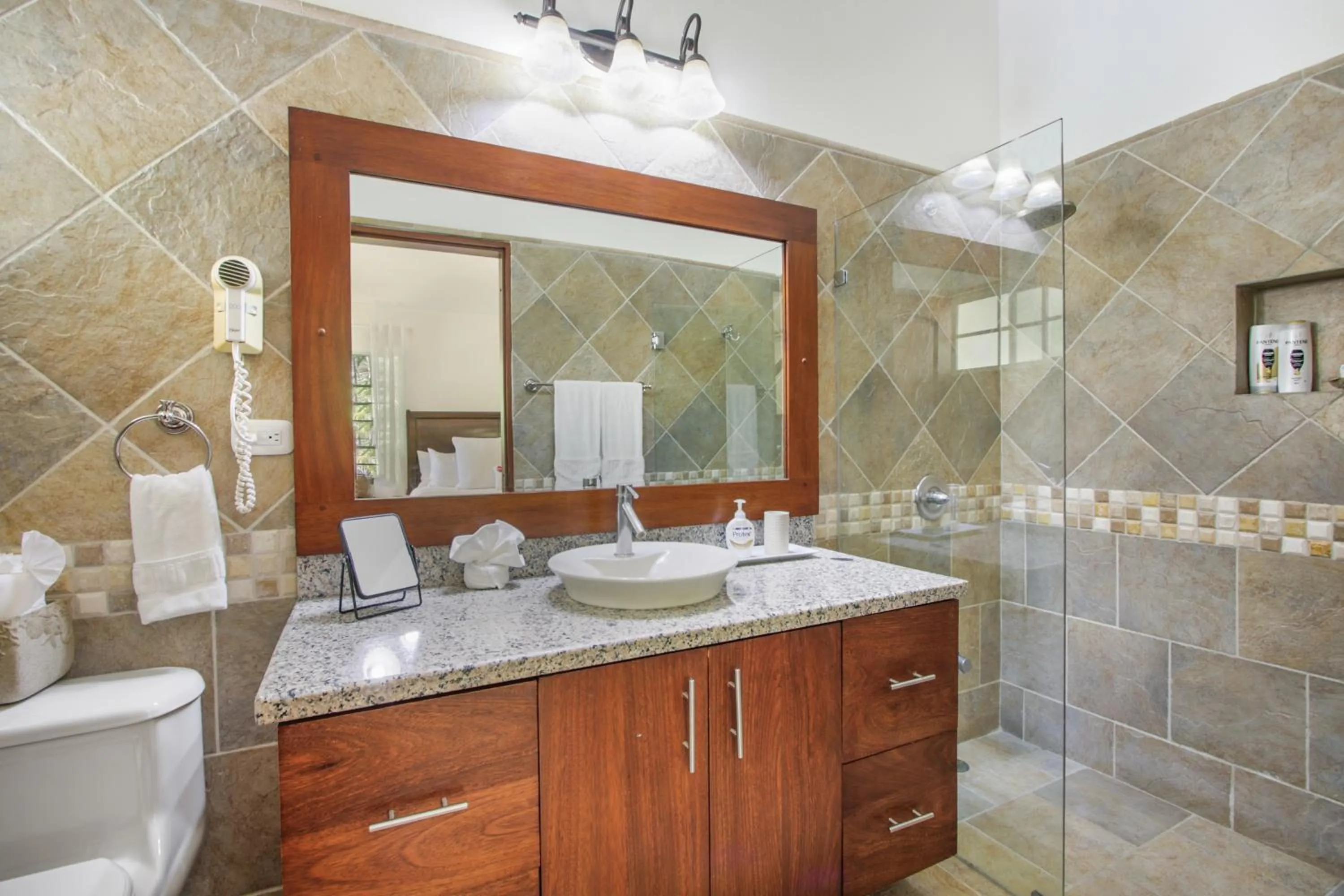 Shower in Amazing Villa in Casa de Campo with Included in Price Maid and Waiter