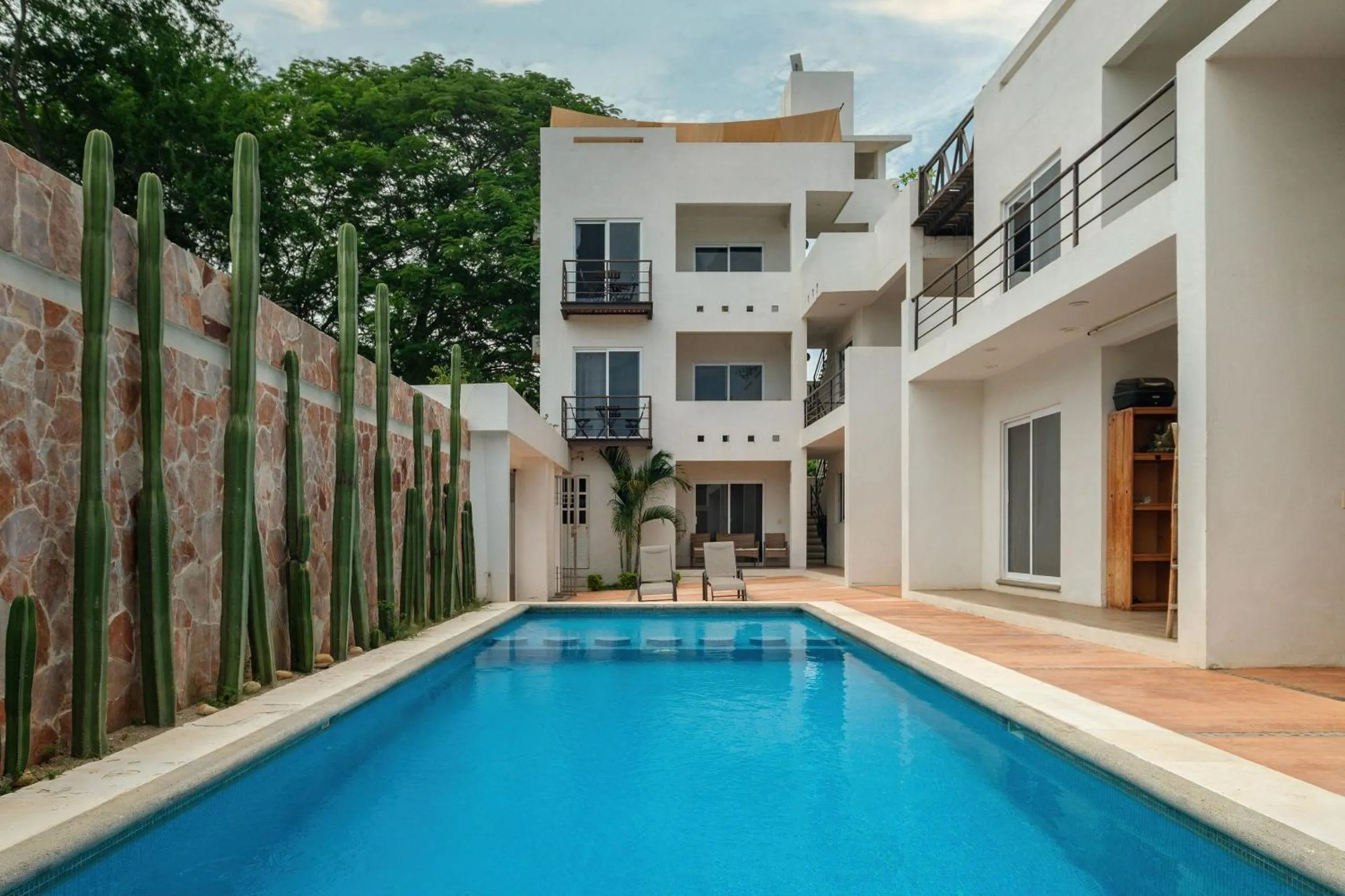 Swimming pool in La Aurora Puerto Escondido