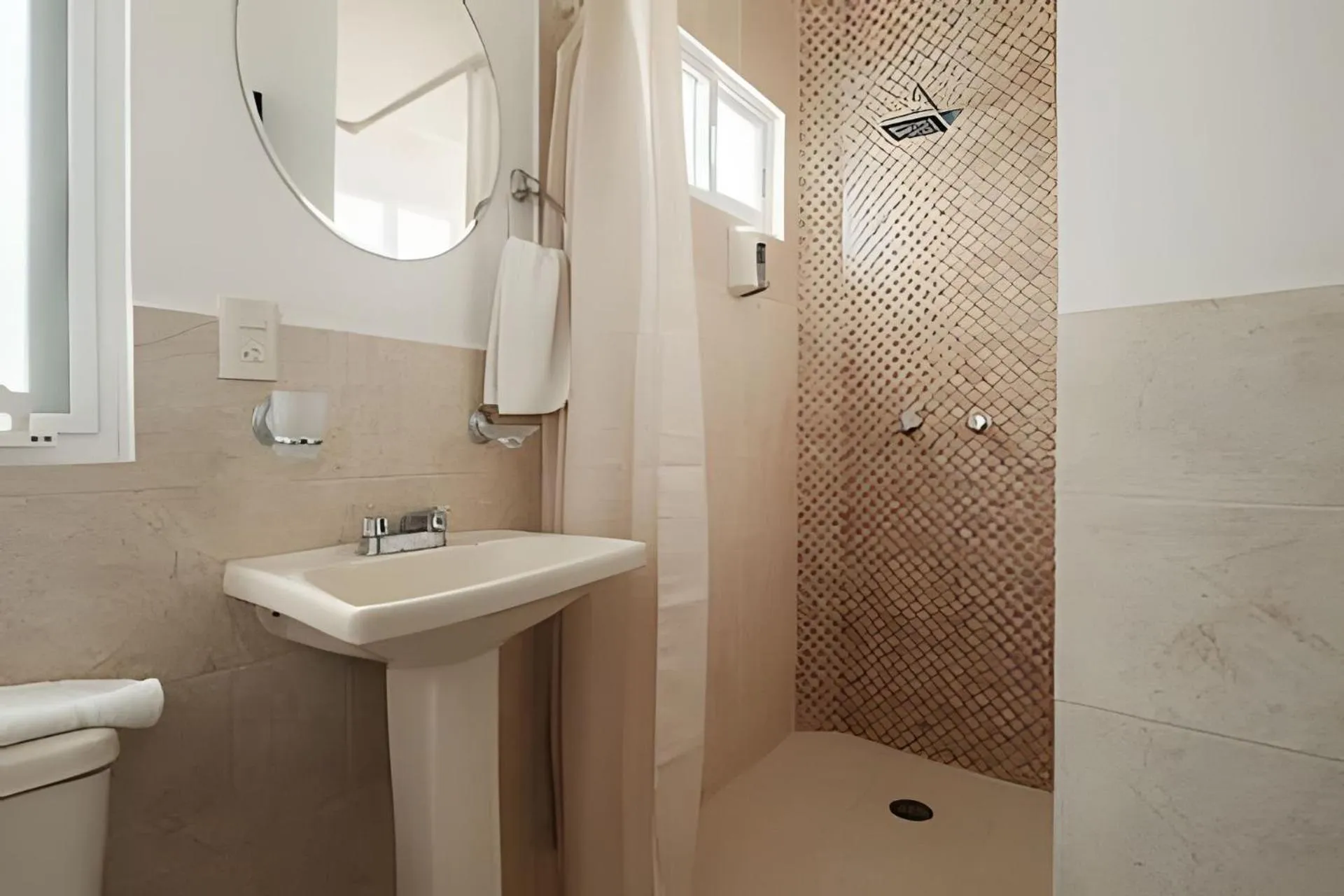 Toilet in La Aurora Puerto Escondido