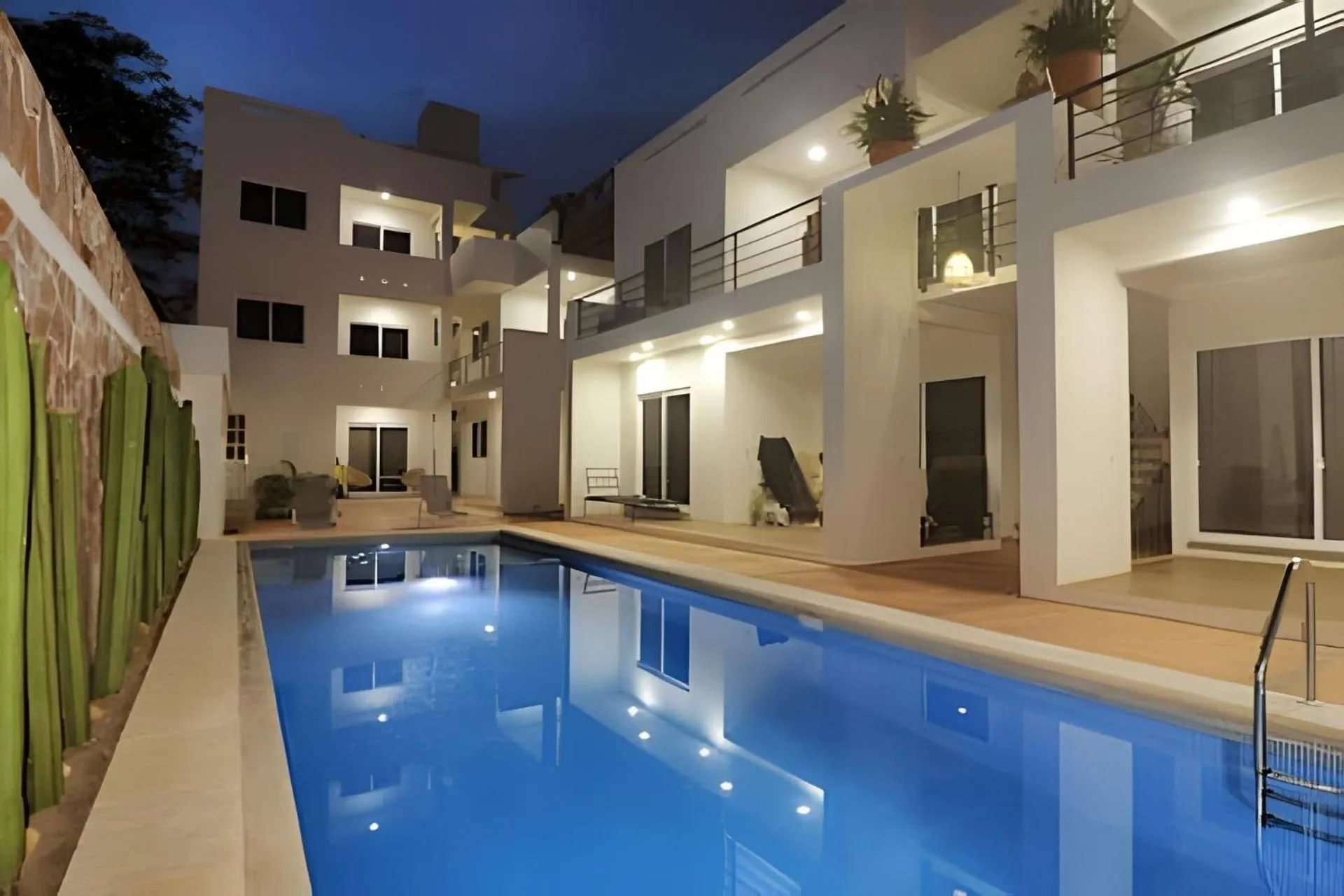 Facade/entrance in La Aurora Puerto Escondido