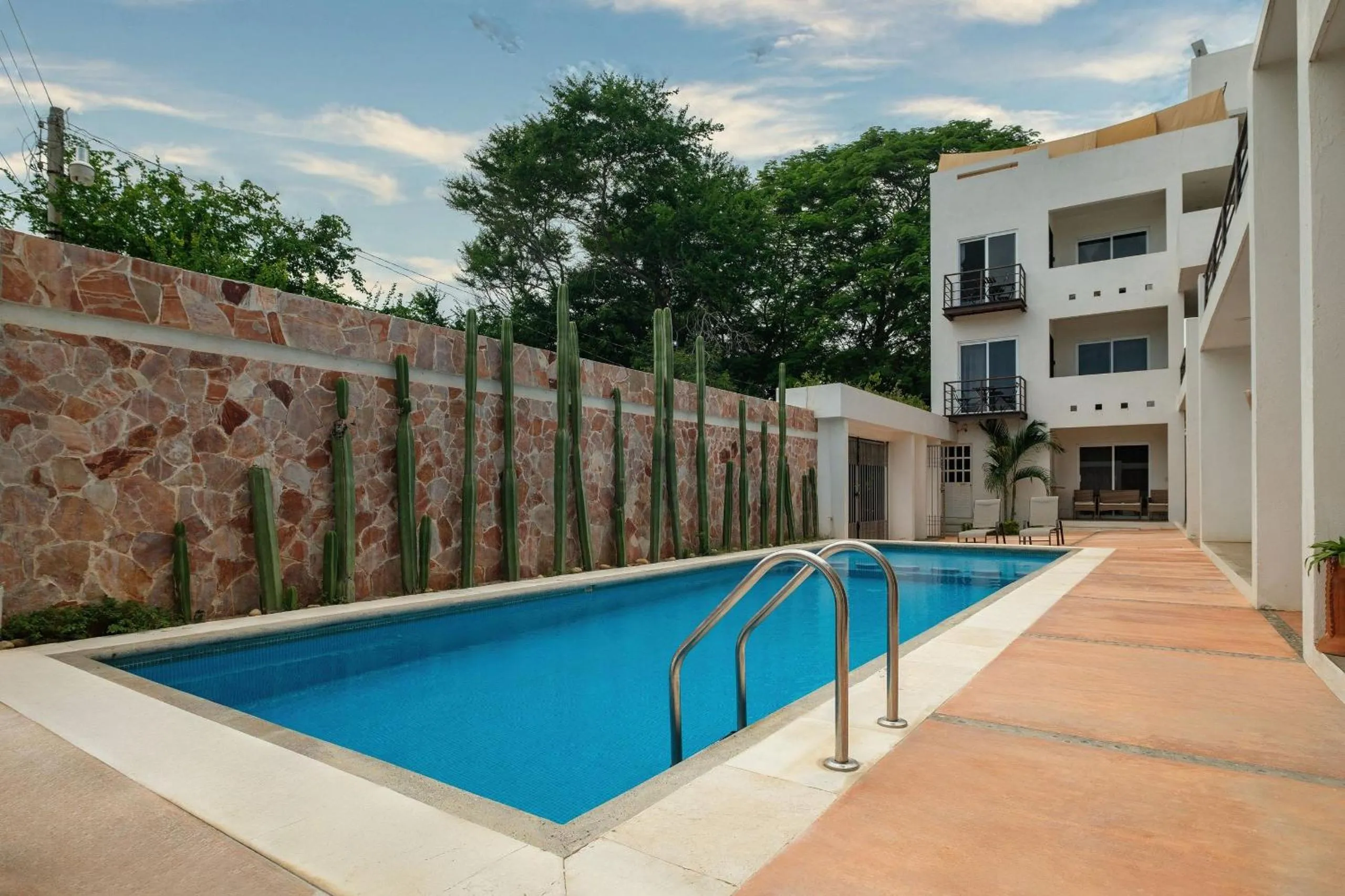 Swimming pool in La Aurora Puerto Escondido