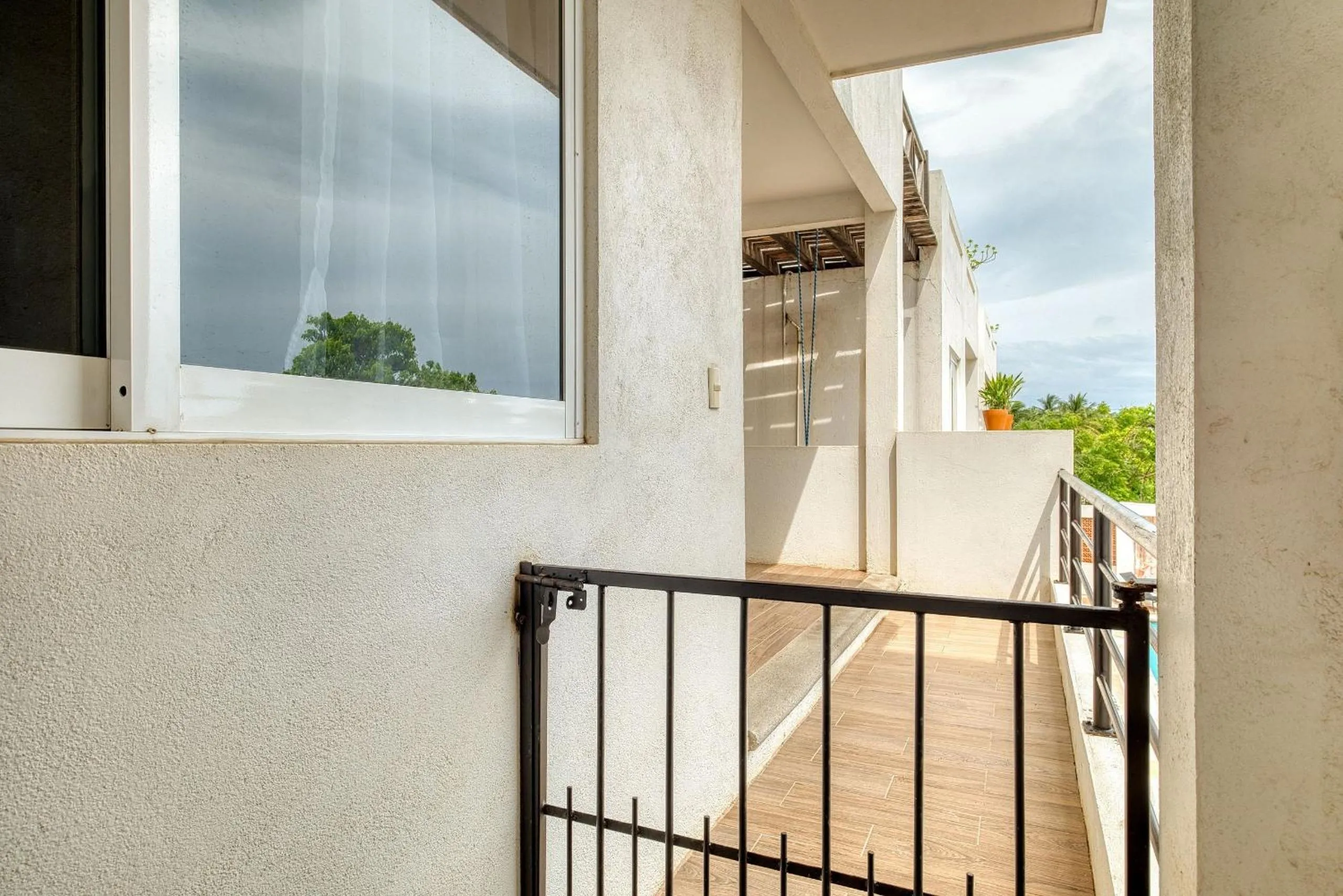 Area and facilities in La Aurora Puerto Escondido