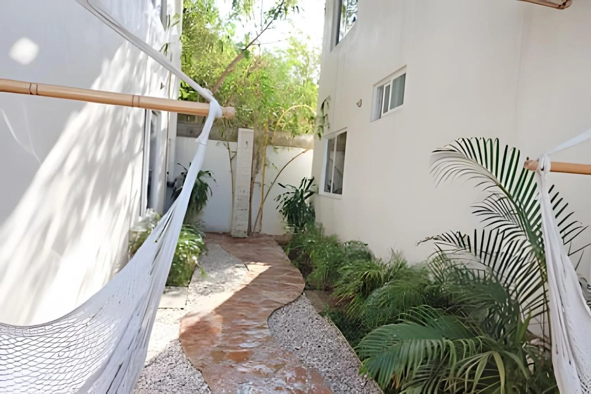 Area and facilities in La Aurora Puerto Escondido