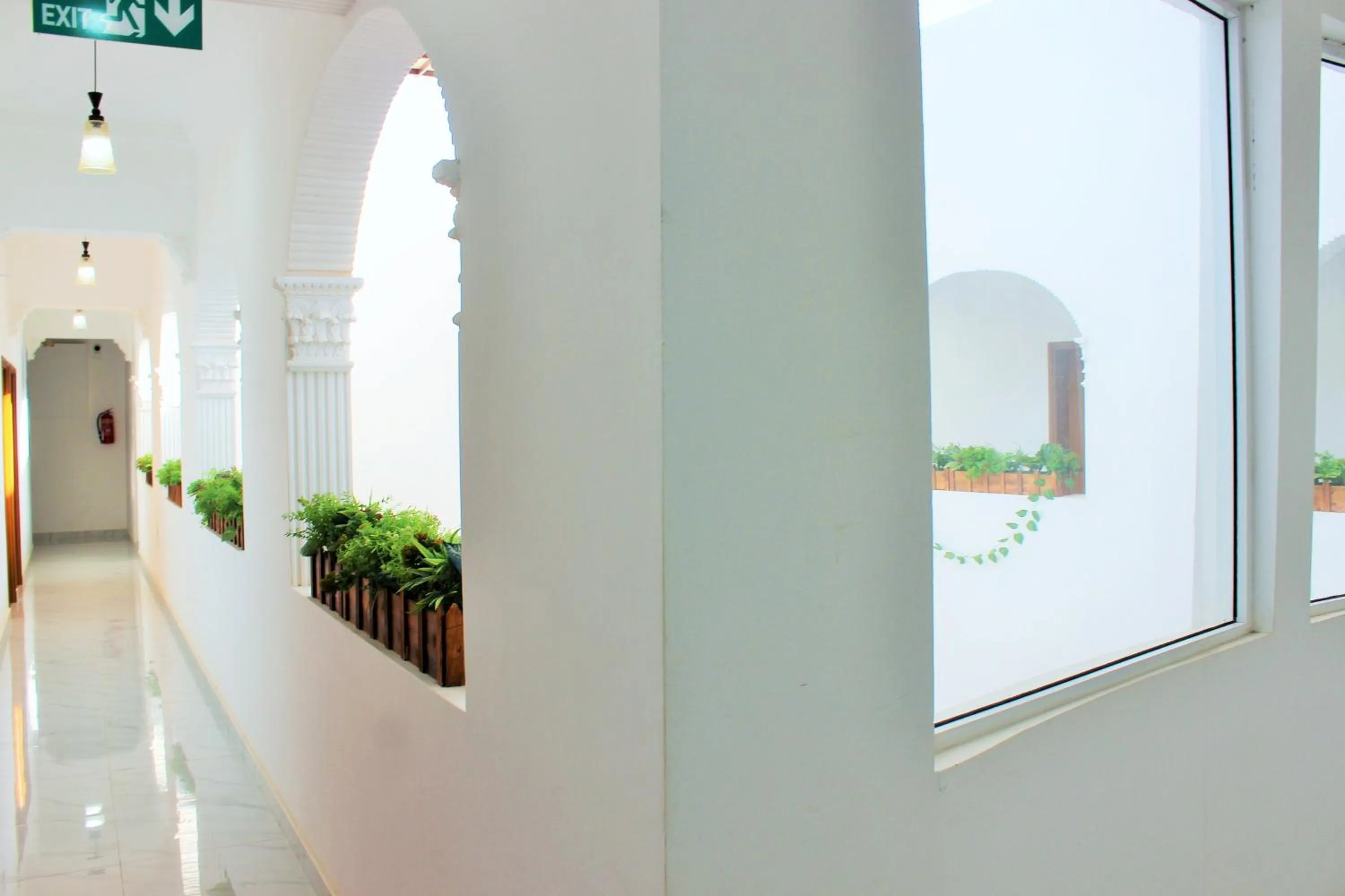 Property building in Tiwi Sunrise