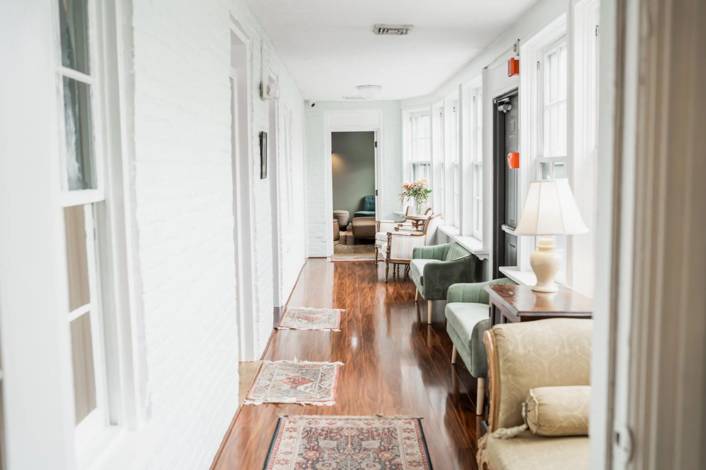 James Buchanan Hotel, Trademark Collection by Wyndham