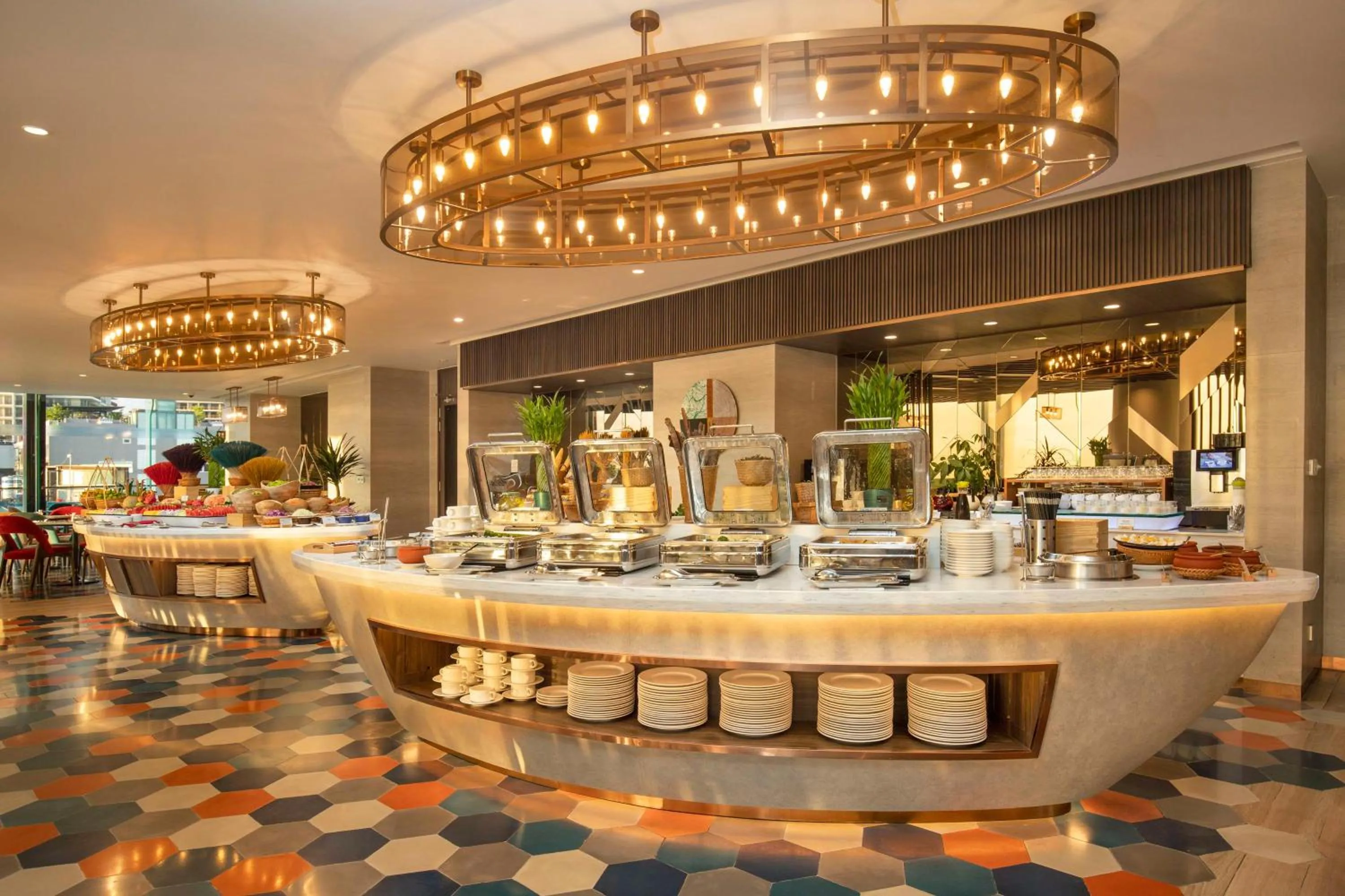 Restaurant/places to eat in Radisson Hotel Danang