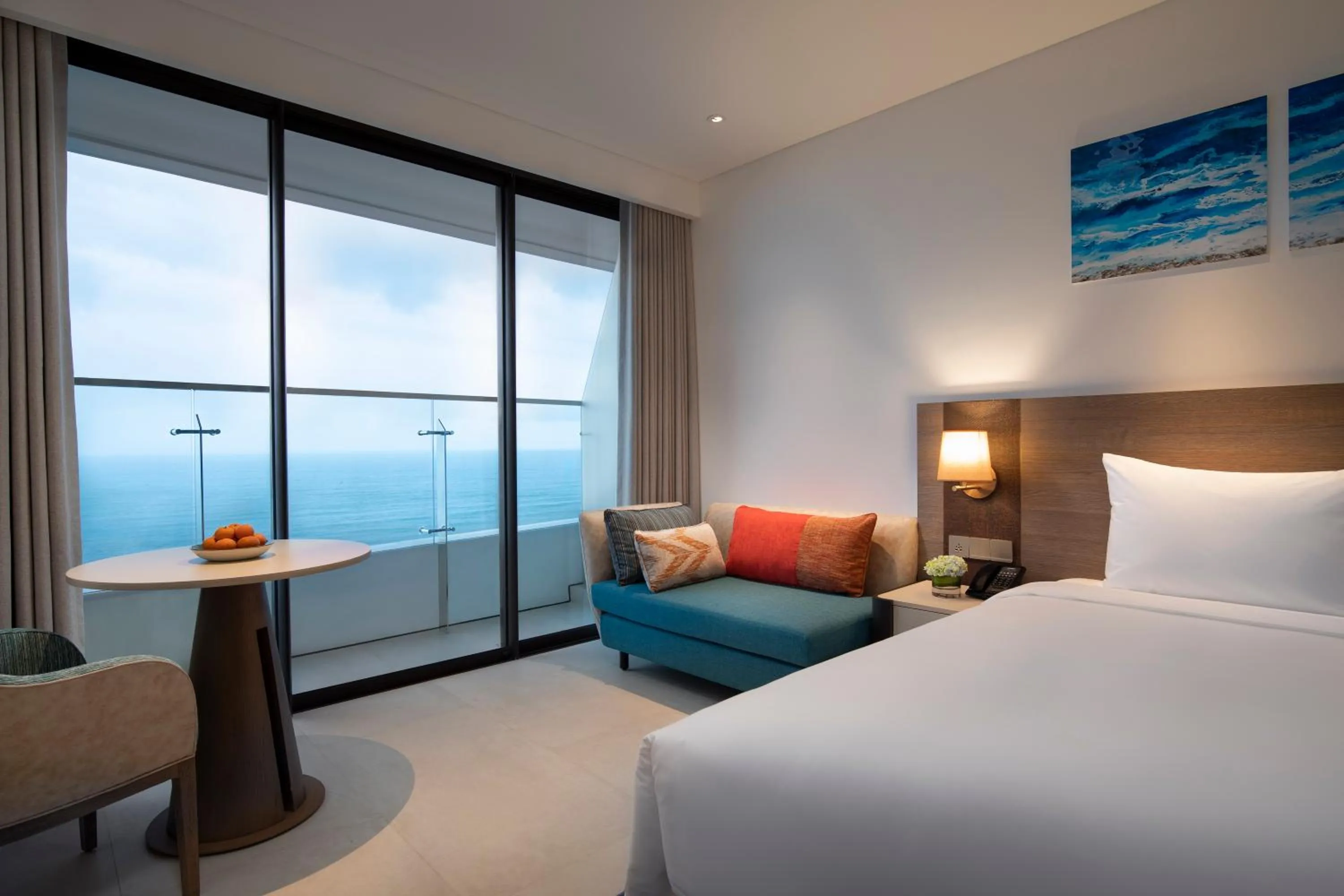 Sea view, Bed in Radisson Hotel Danang
