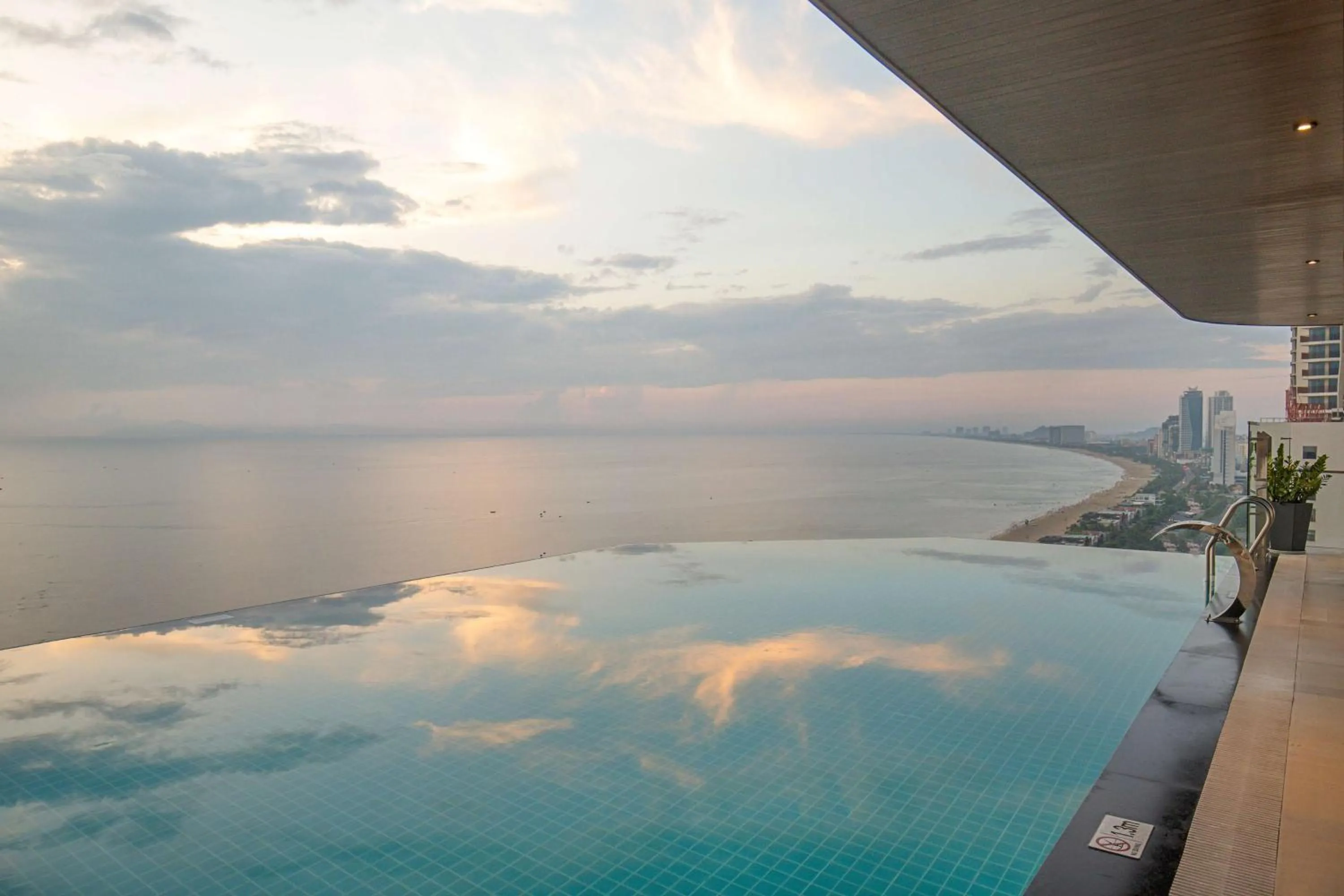 Pool view in Radisson Hotel Danang