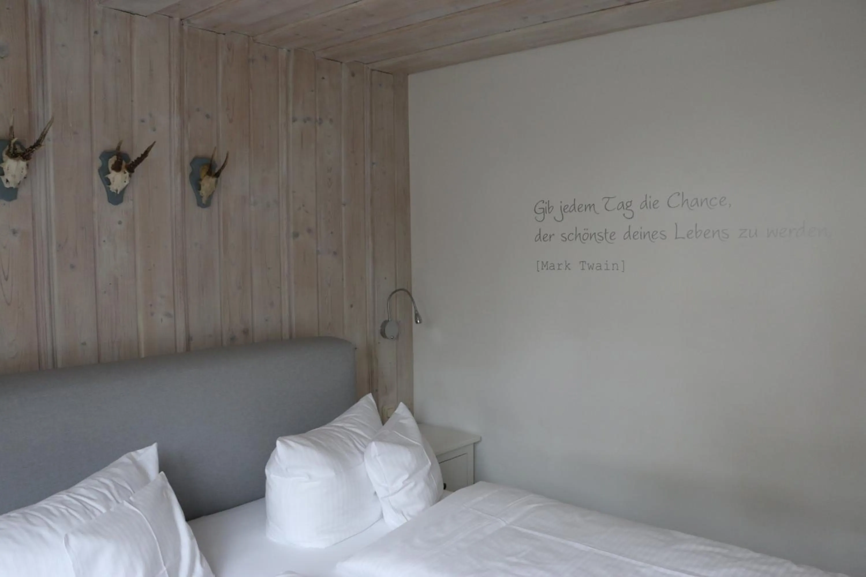 Photo of the whole room, Bed in Landhotel Villa Foresta