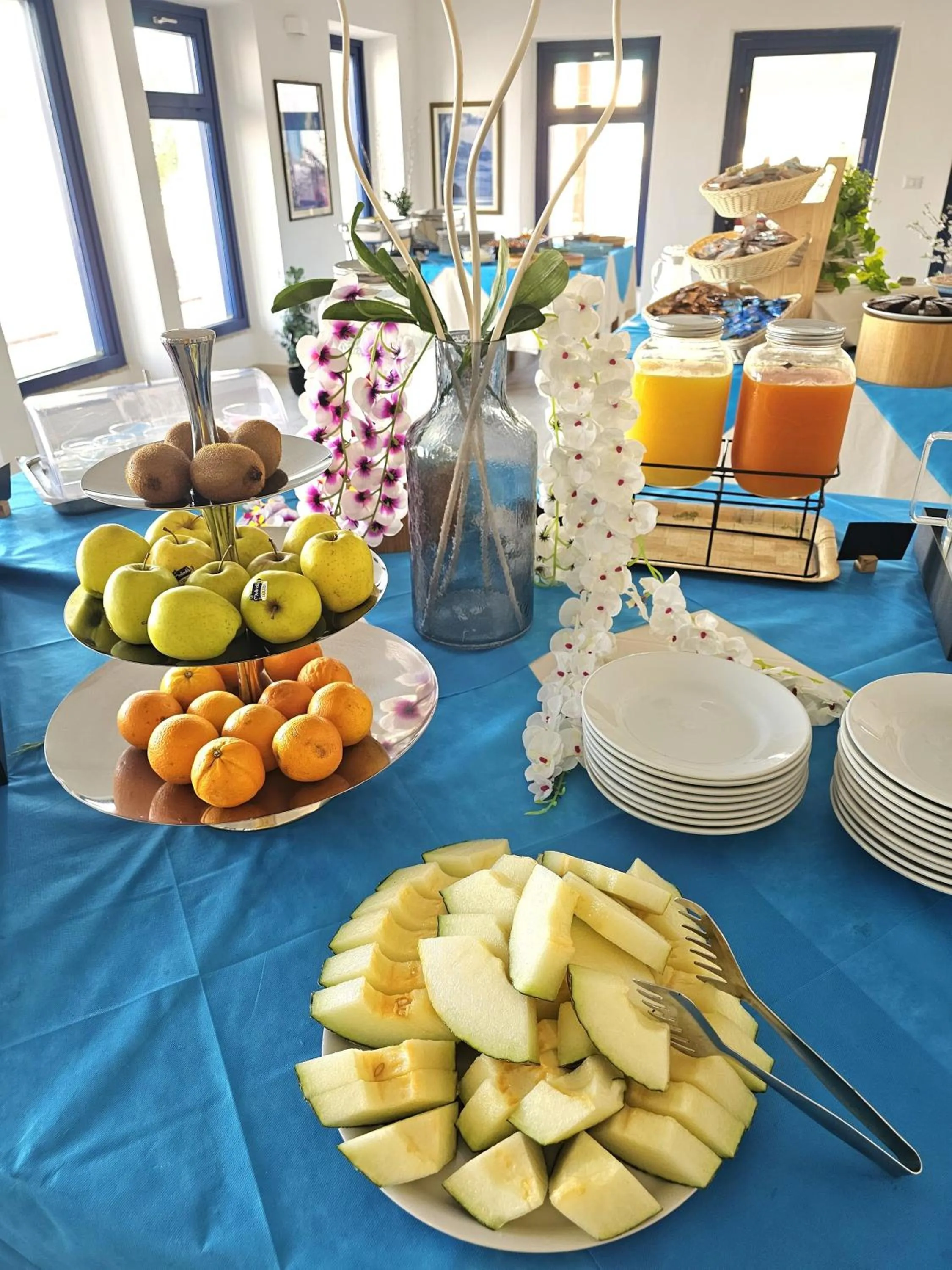 Buffet breakfast in Vel Marì - Rooms on the Beach