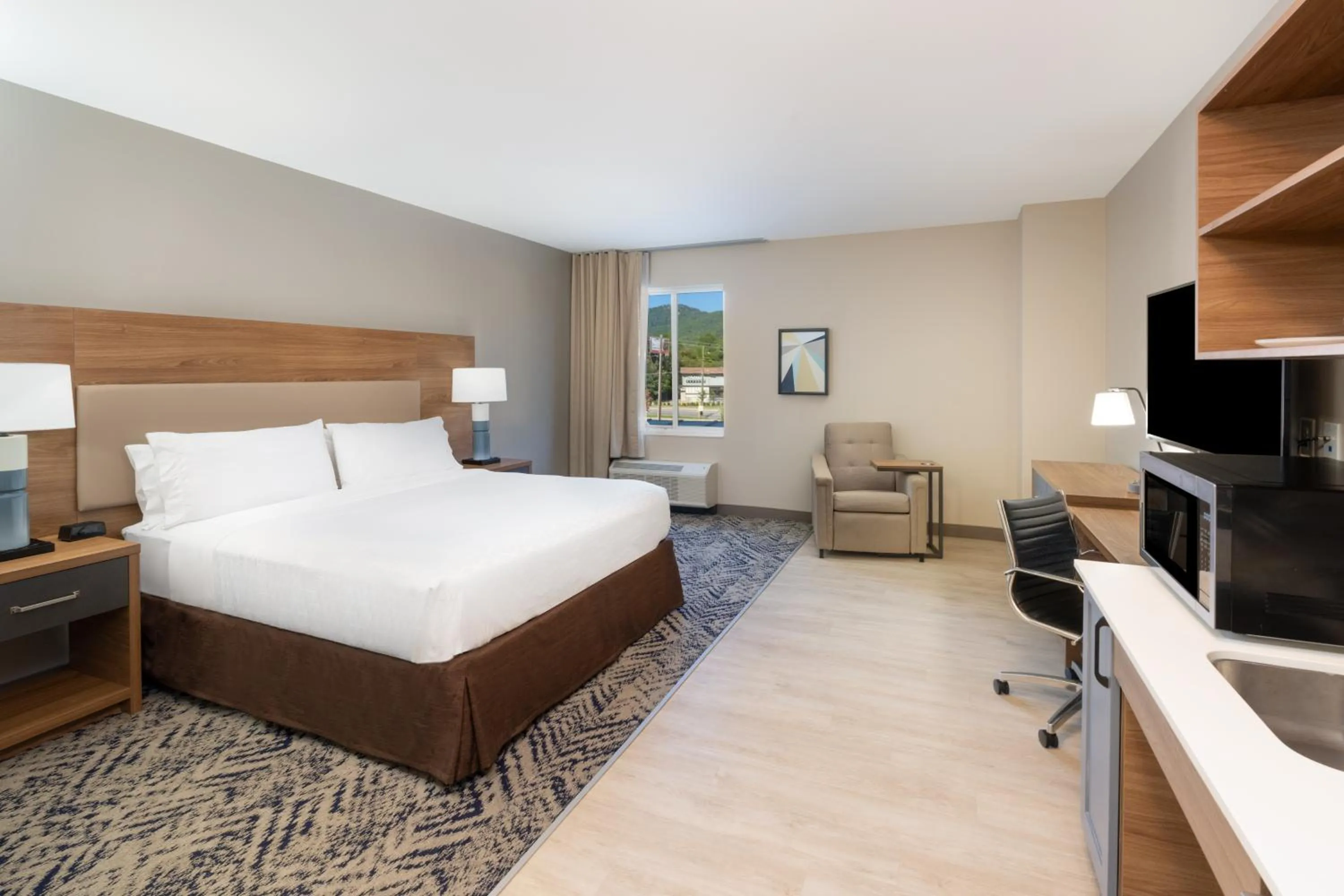 Bedroom, Bed in Candlewood Suites - Asheville Downtown by IHG