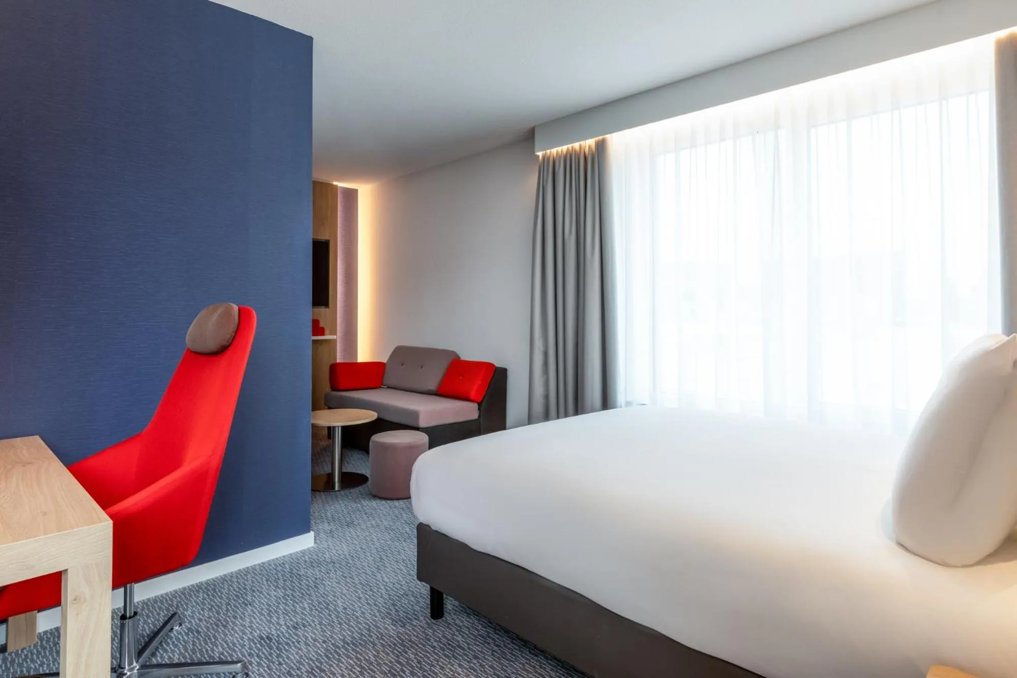 Photo of the whole room, Bed in Holiday Inn Express - Almere by IHG