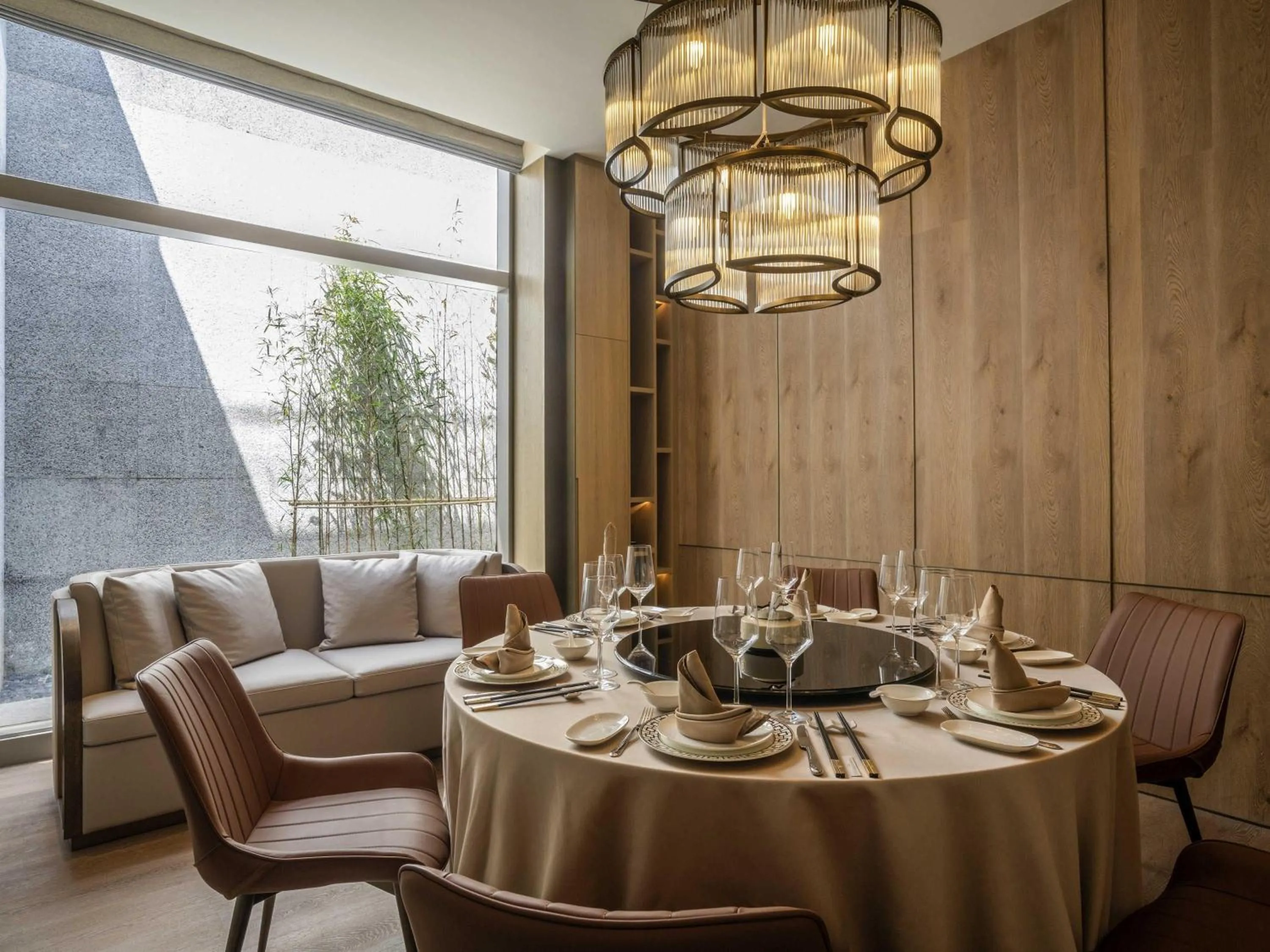 Restaurant/places to eat in Sofitel Haikou