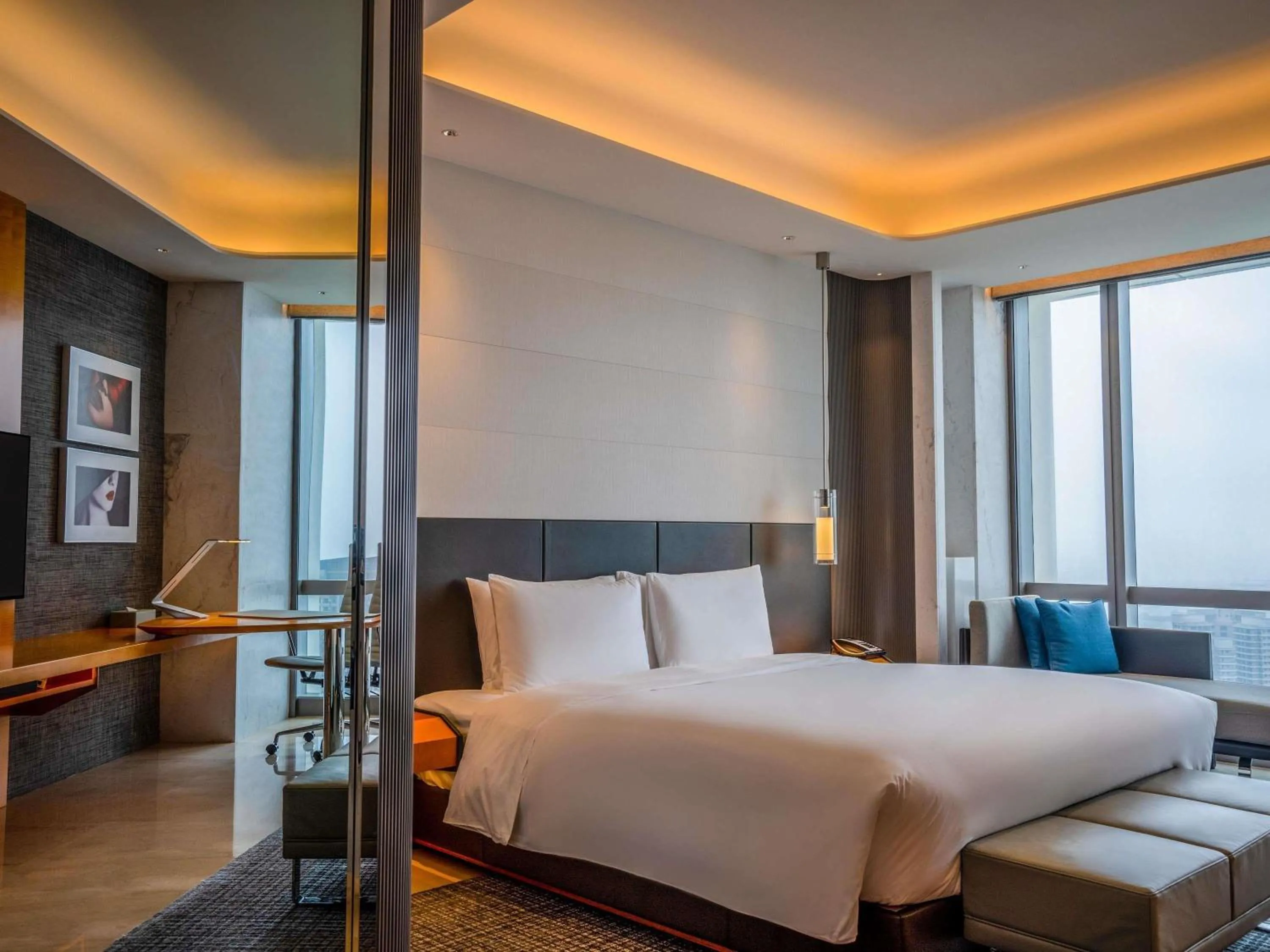 Luxury Room,1 King Bed,City View in Sofitel Haikou