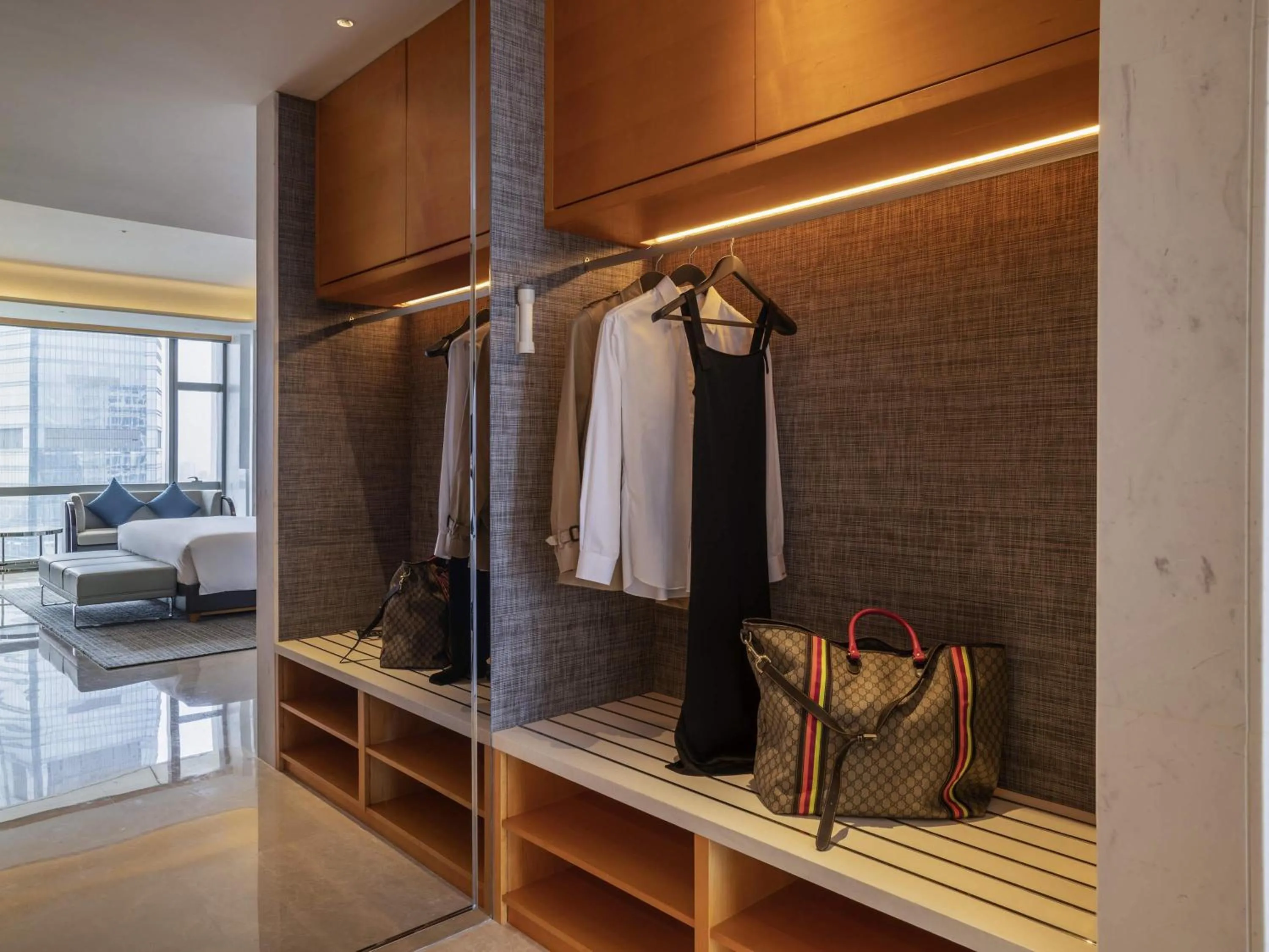 Luxury Club Room, Twin Beds, City View in Sofitel Haikou