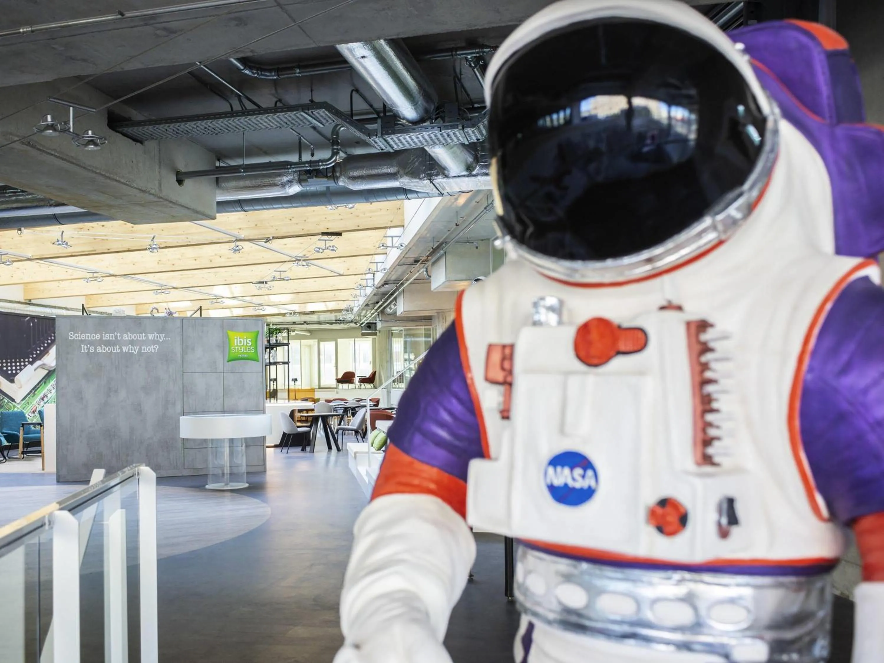 Property building in ibis Styles Delft City Centre