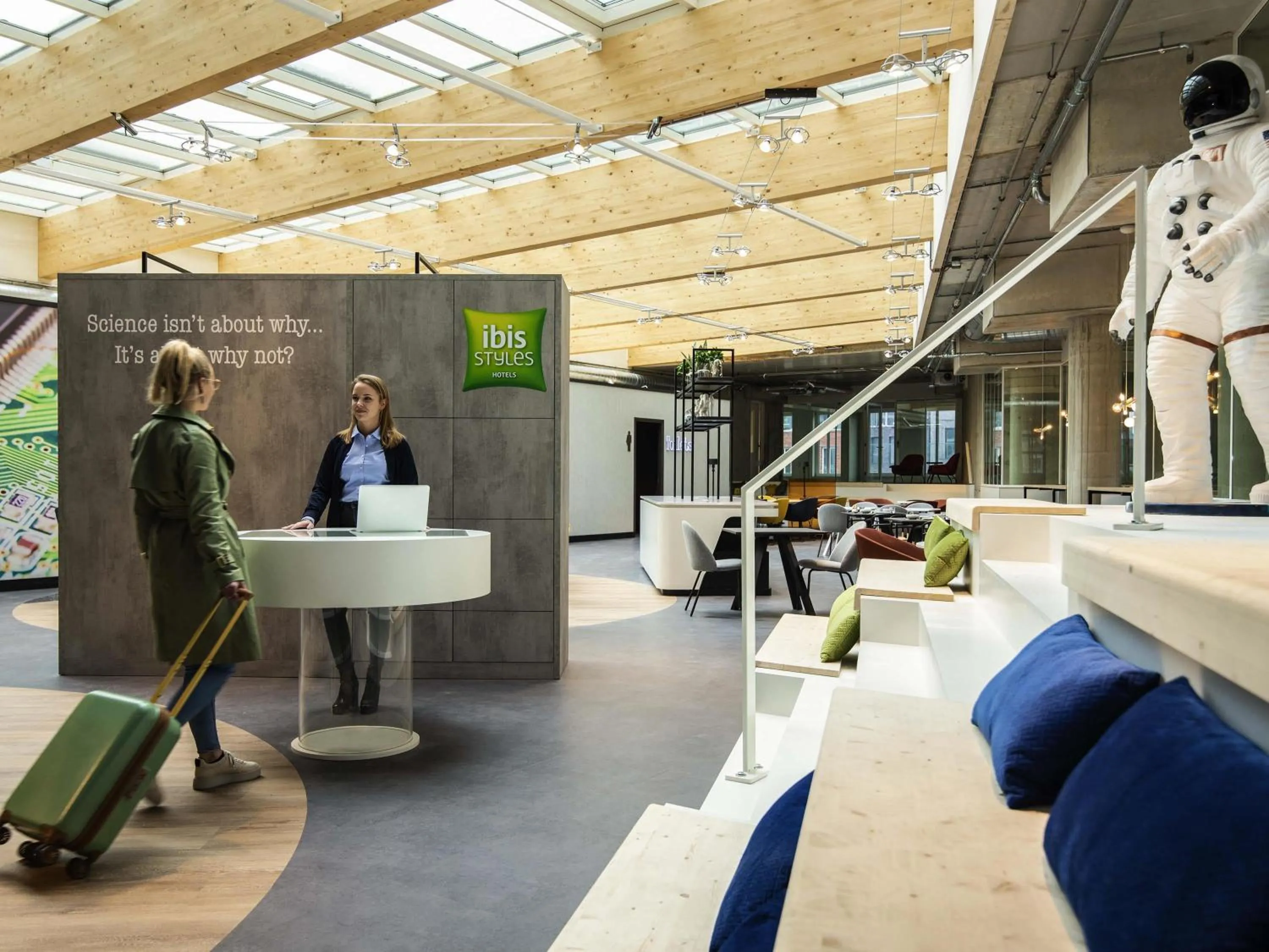 Property building in ibis Styles Delft City Centre
