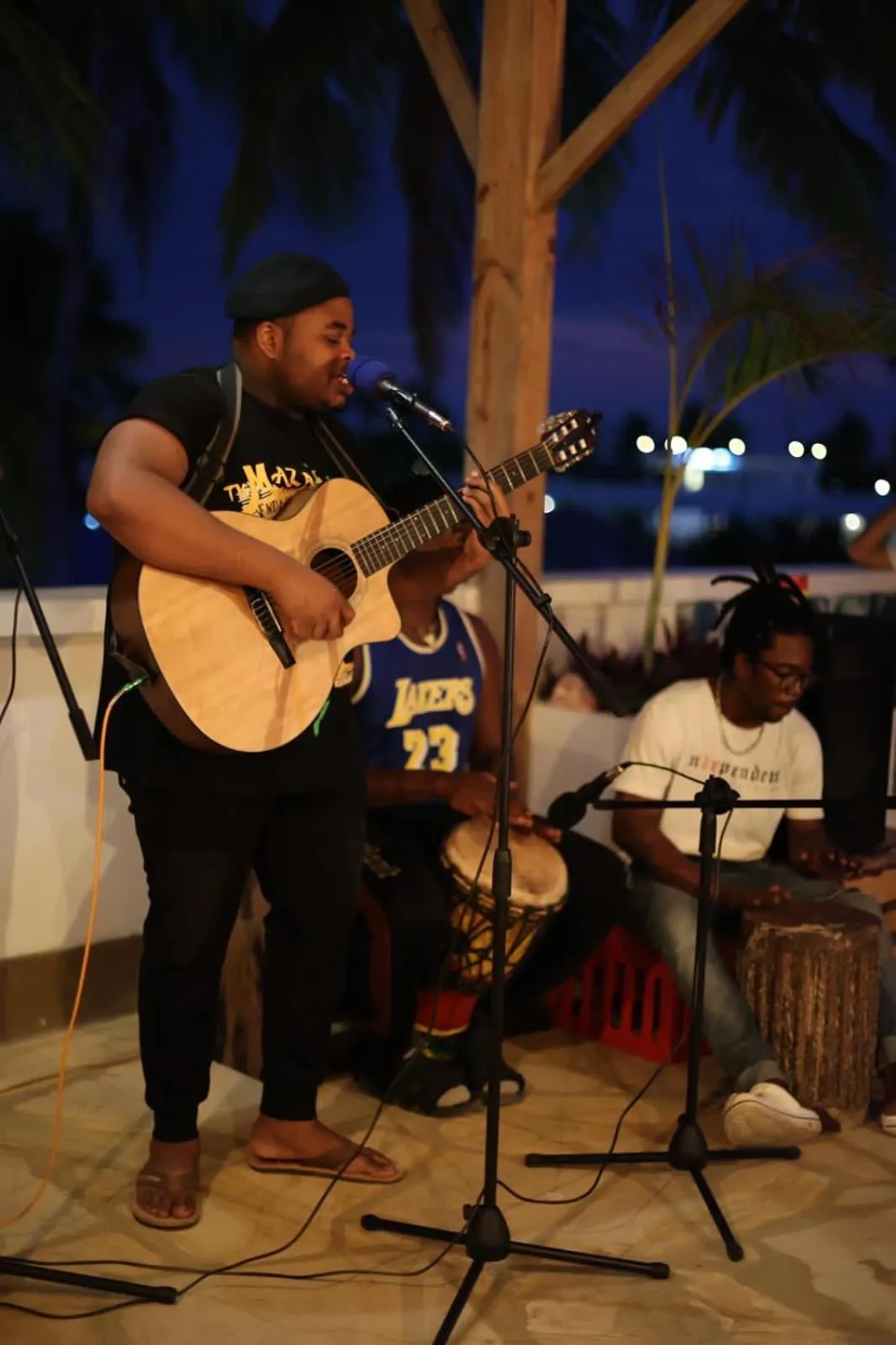 Entertainment in Aluna Paje