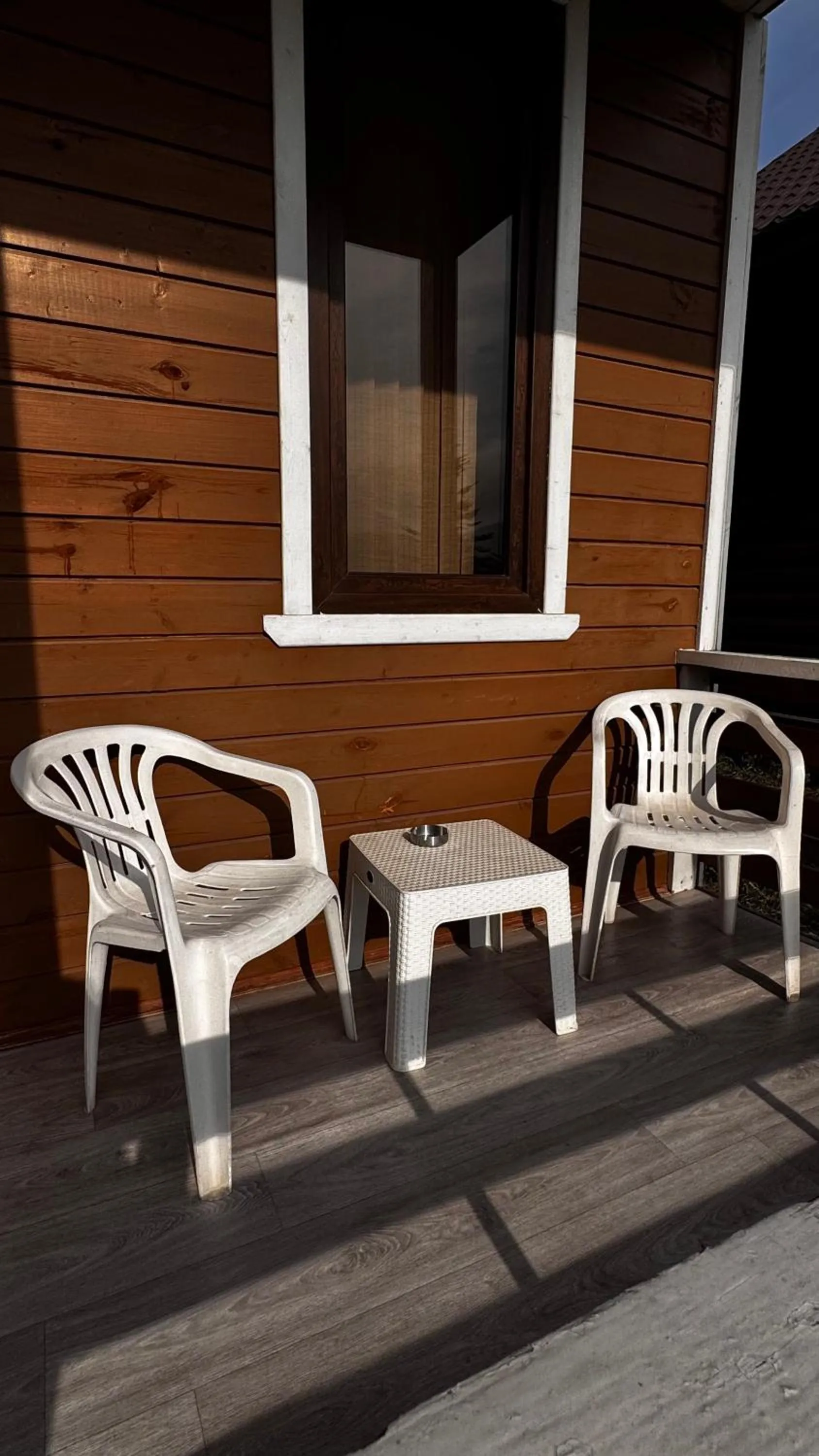 COTTAGE CHALET and TOURS