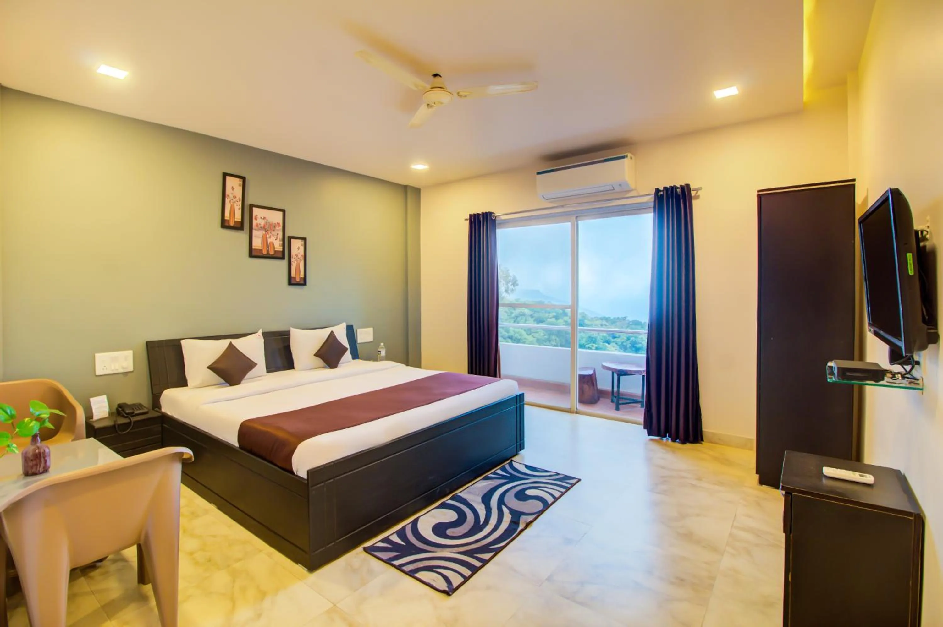 Bed in Harmony Palace