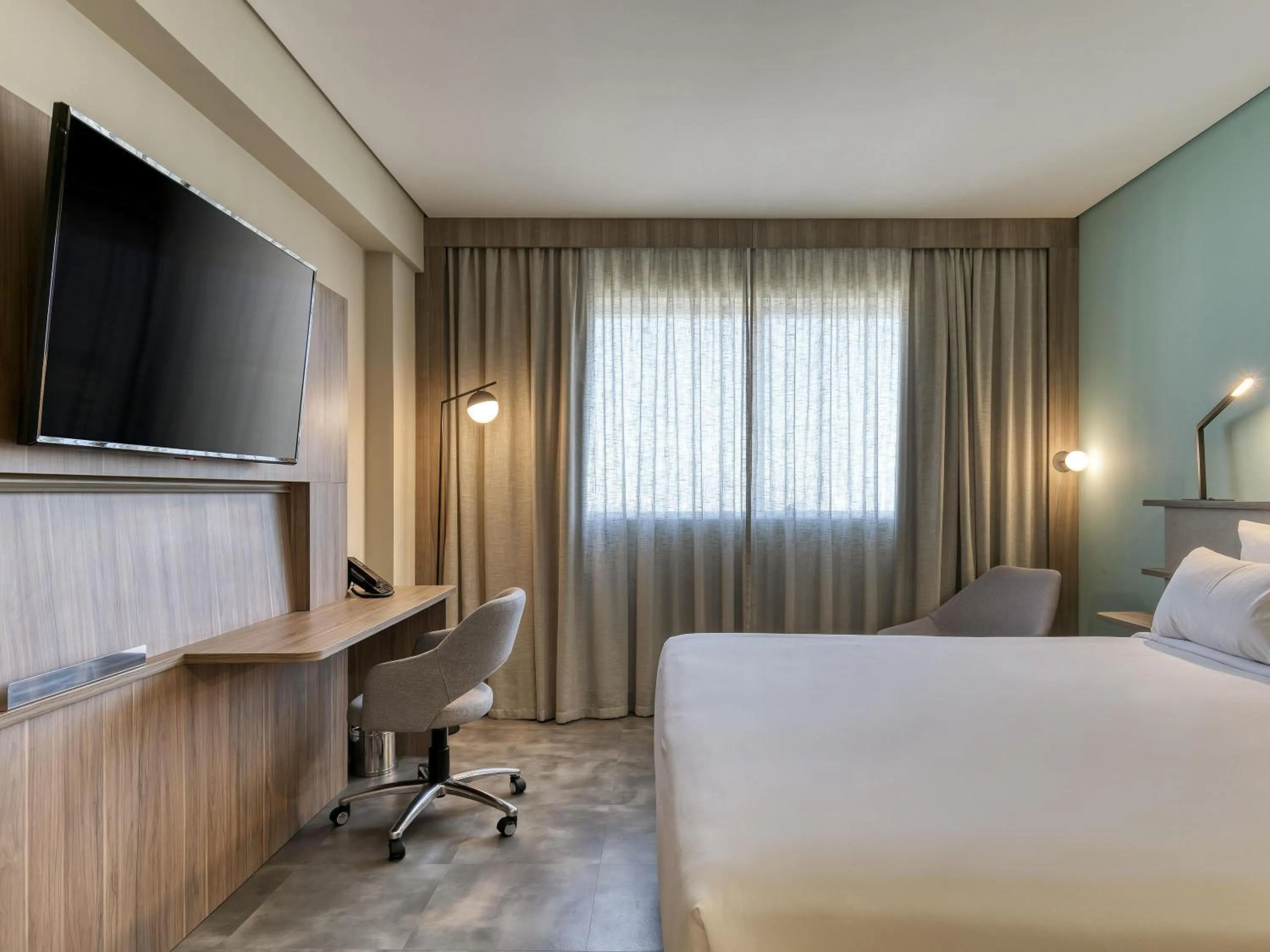 Bedroom, Bed in Novotel BH Savassi