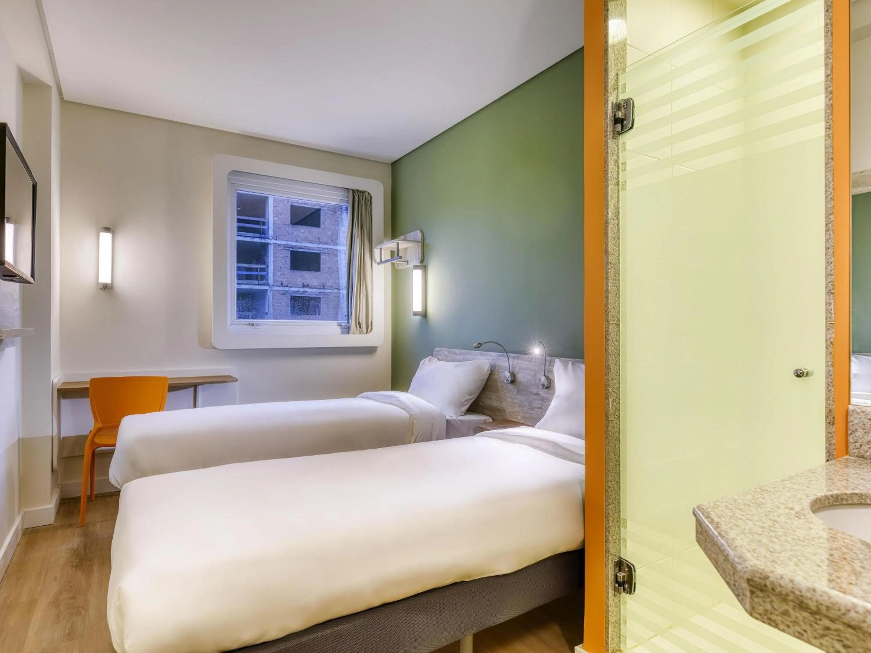 Bedroom, Bed in ibis budget BH Savassi