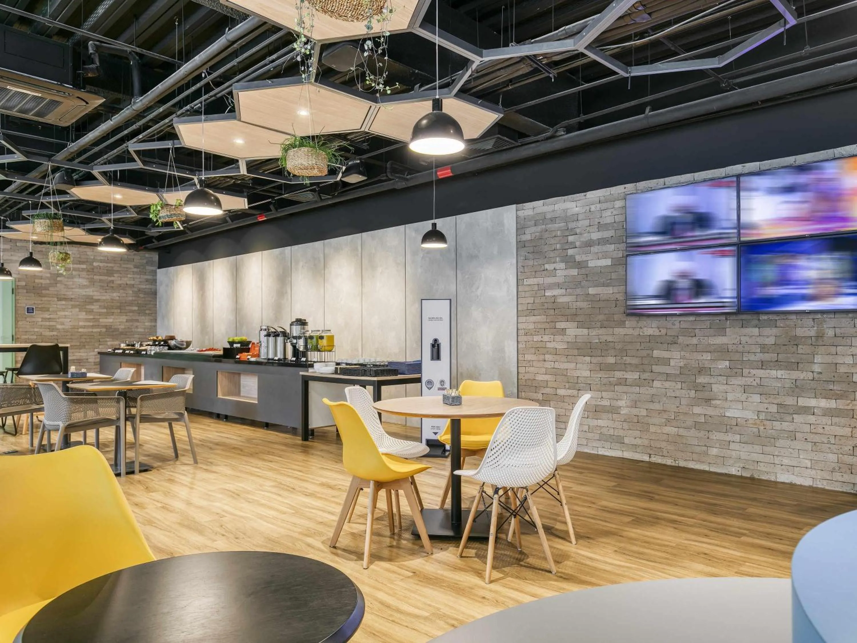 Property building in ibis budget BH Savassi