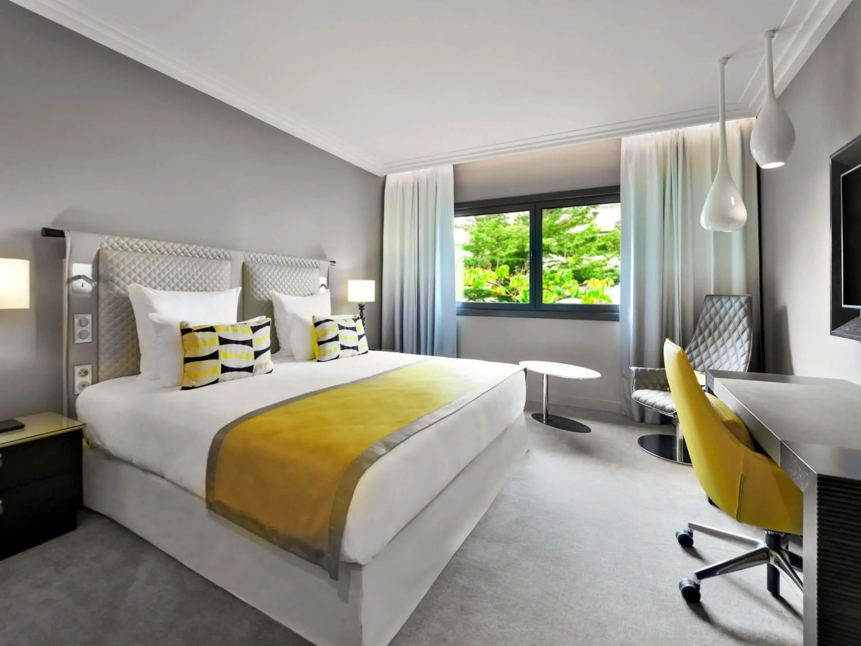 Superior King Room - Executive Floor in Movenpick Hotel Abidjan-Accor Group Superior King Room - Executive Floor in Movenpick Hotel Abidjan-Accor Group