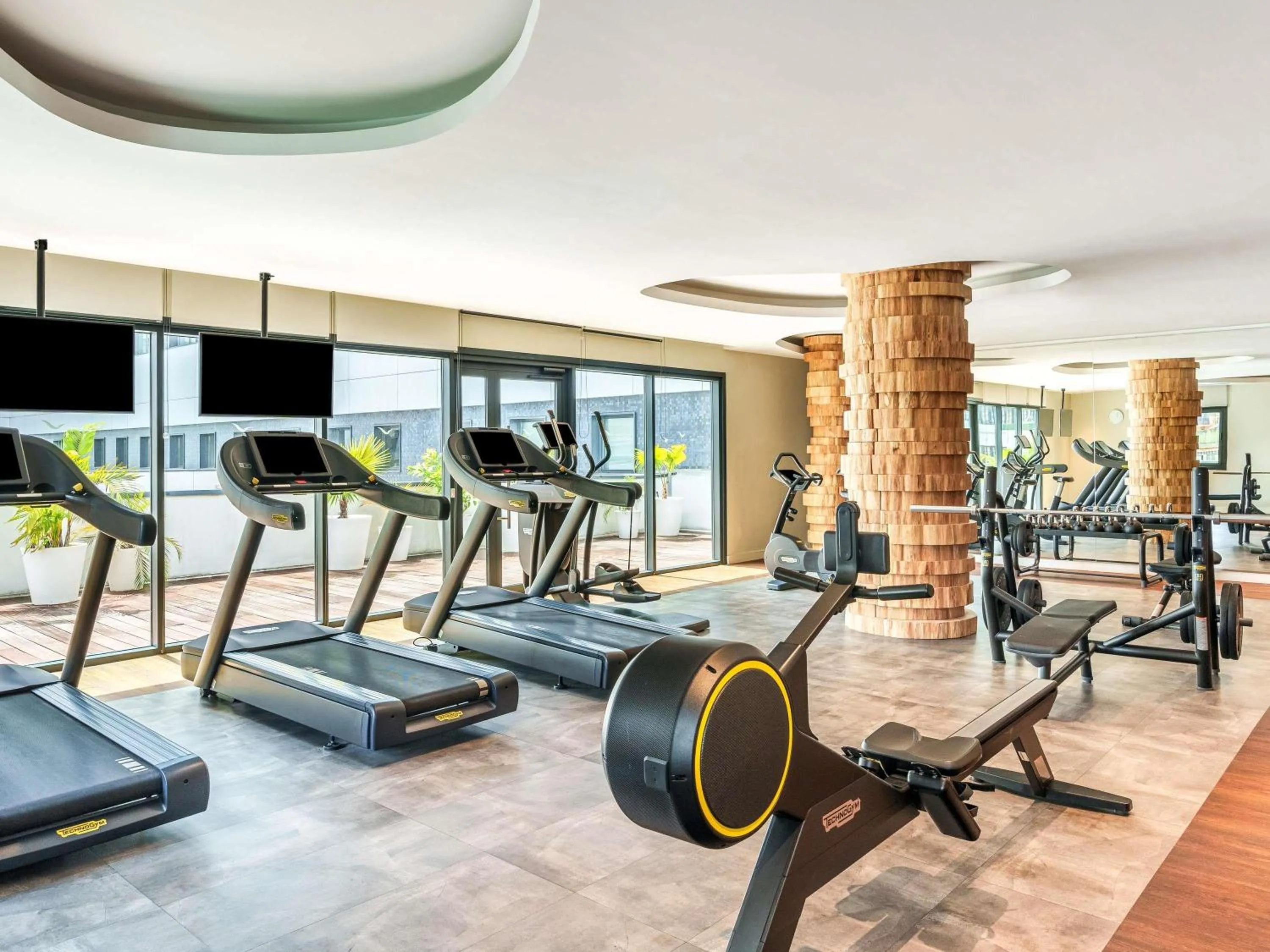 Fitness centre/facilities in Movenpick Hotel Abidjan-Accor Group