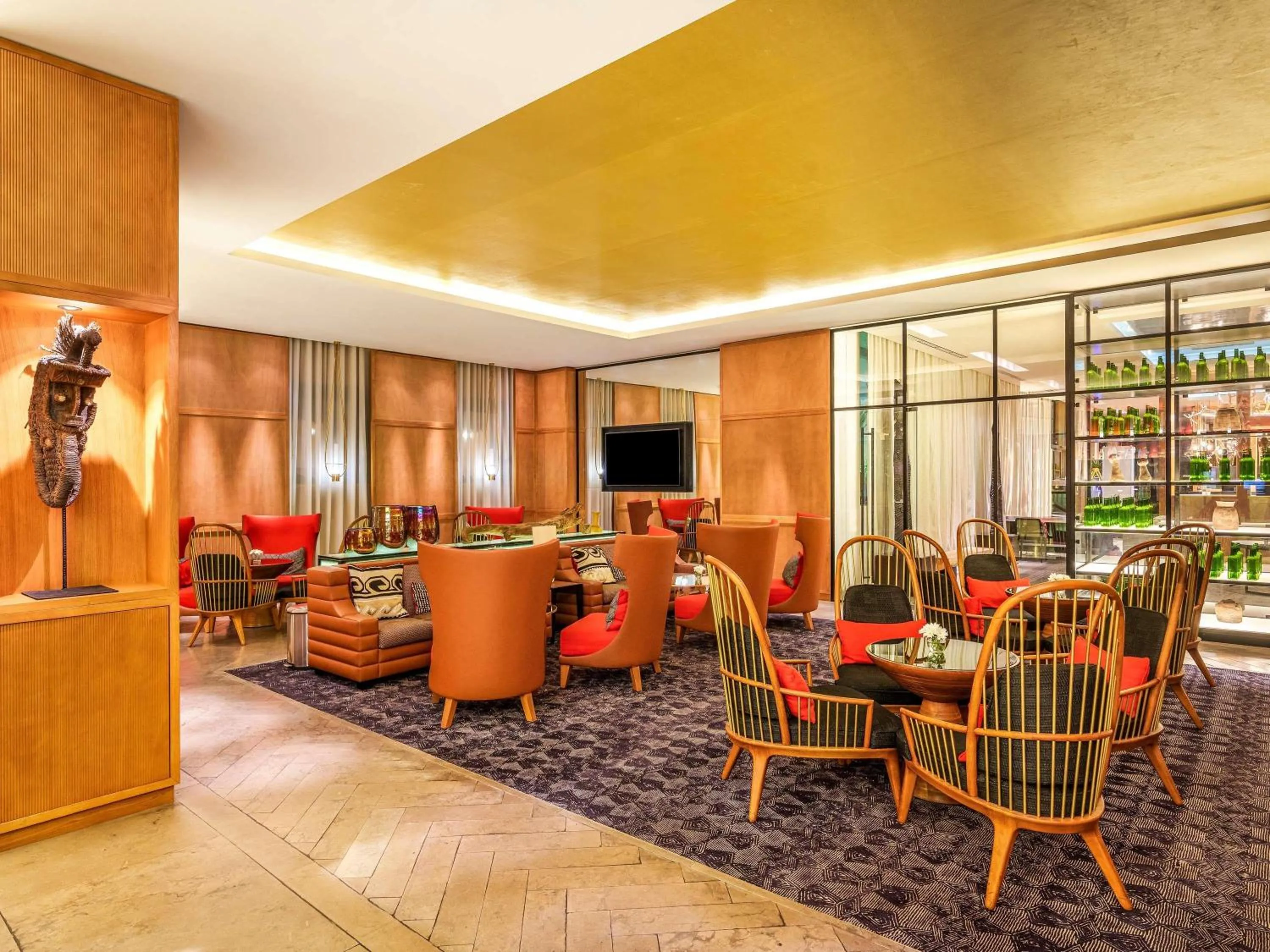 Lounge or bar in Movenpick Hotel Abidjan-Accor Group