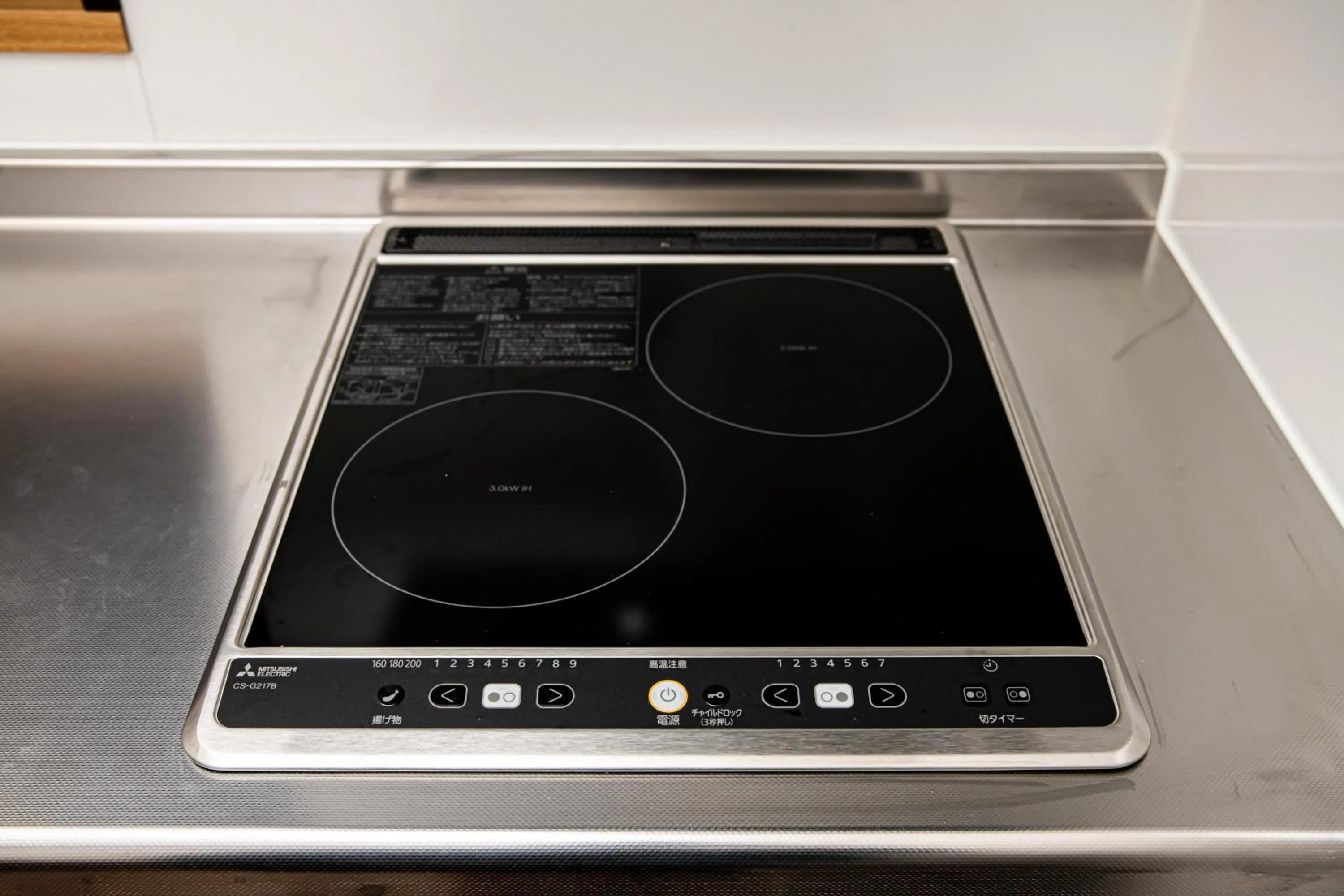 kitchen in Tomariehotel & condominium