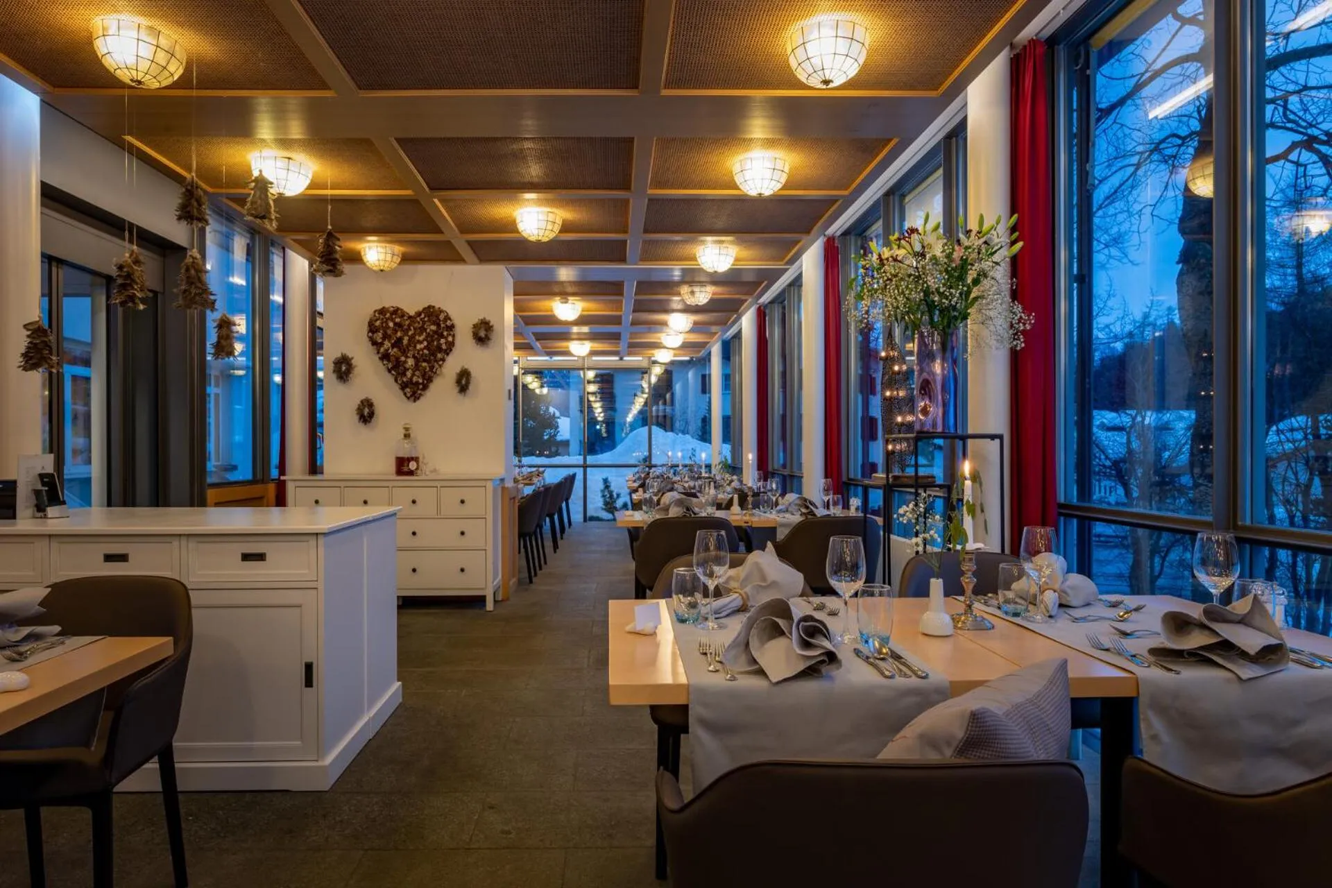 Restaurant/places to eat in Hotel Schweizerhof Sils Maria, a Faern Collection Hotel