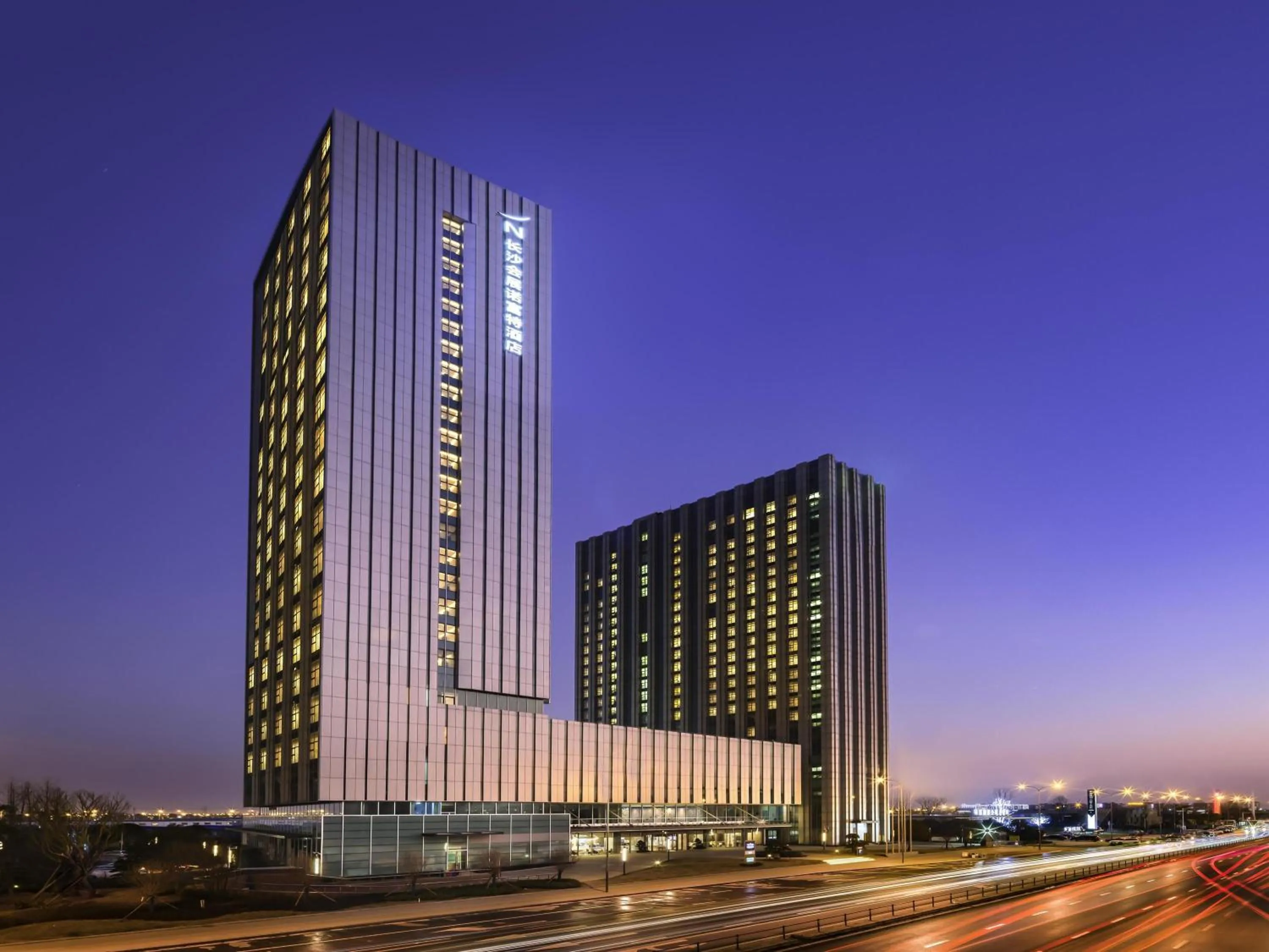 Property building in Novotel Changsha International Exhibition Center