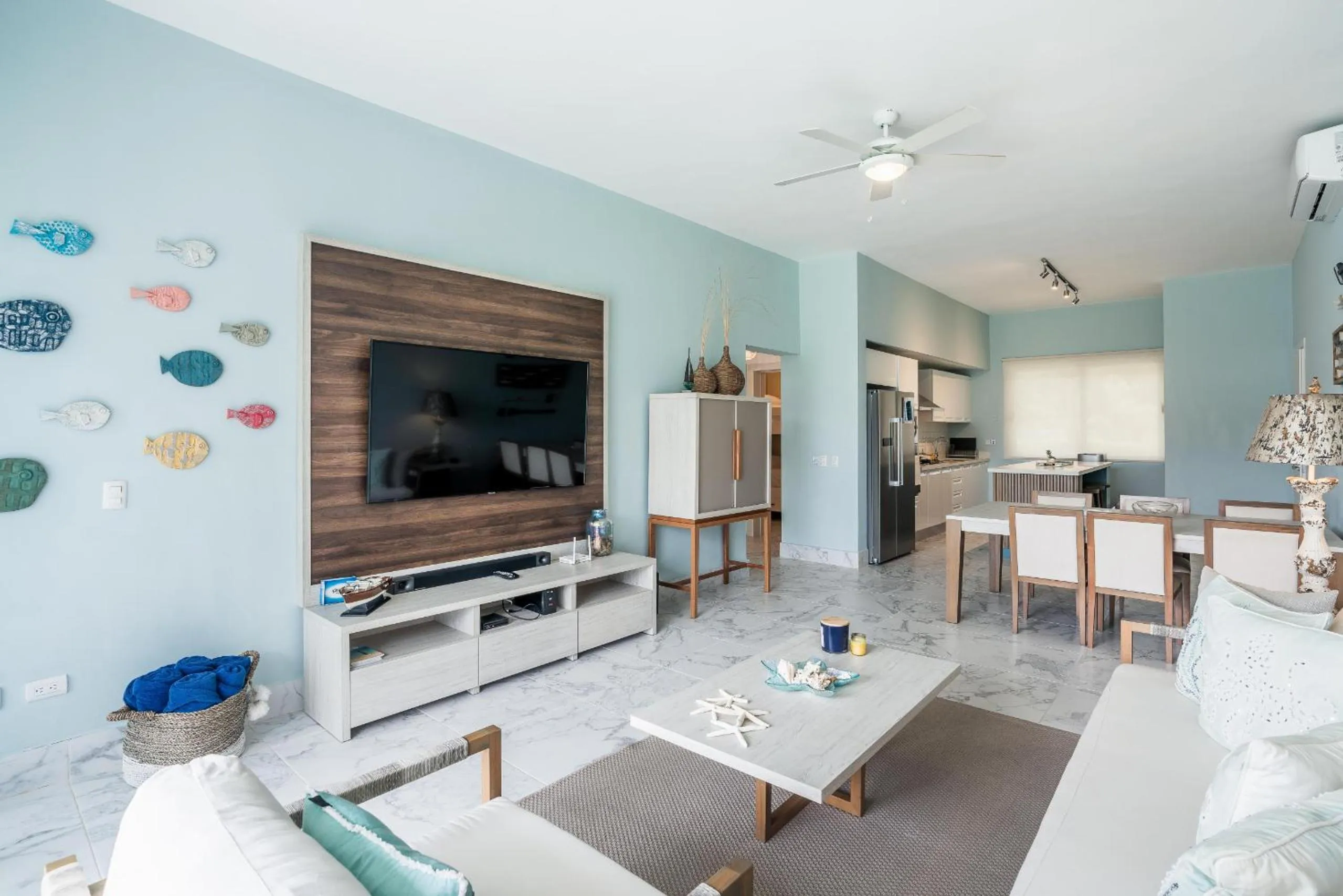 Playa Bonita Amazing Condo at Lake View