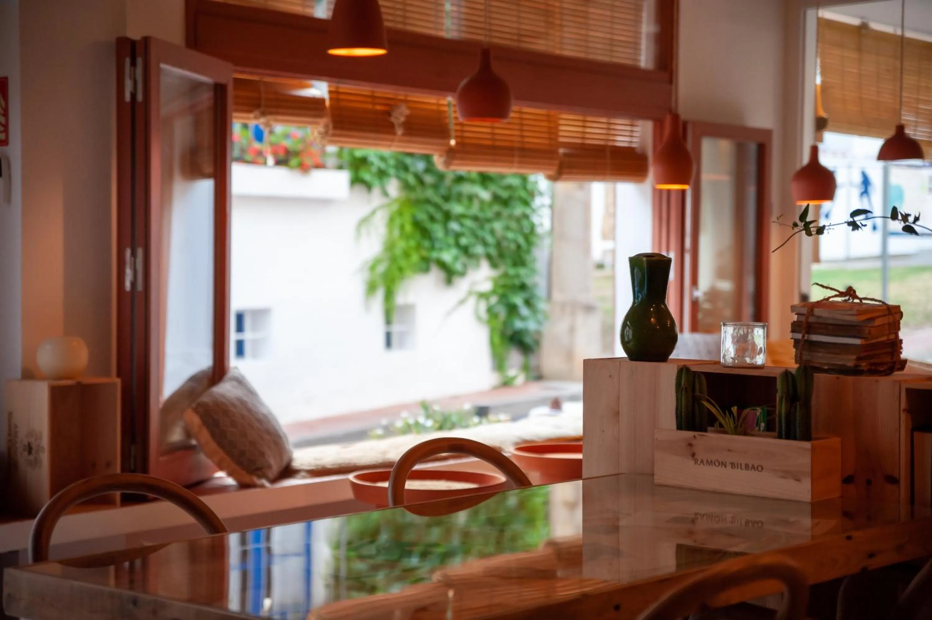 Restaurant/places to eat in Hostal Sa Teula