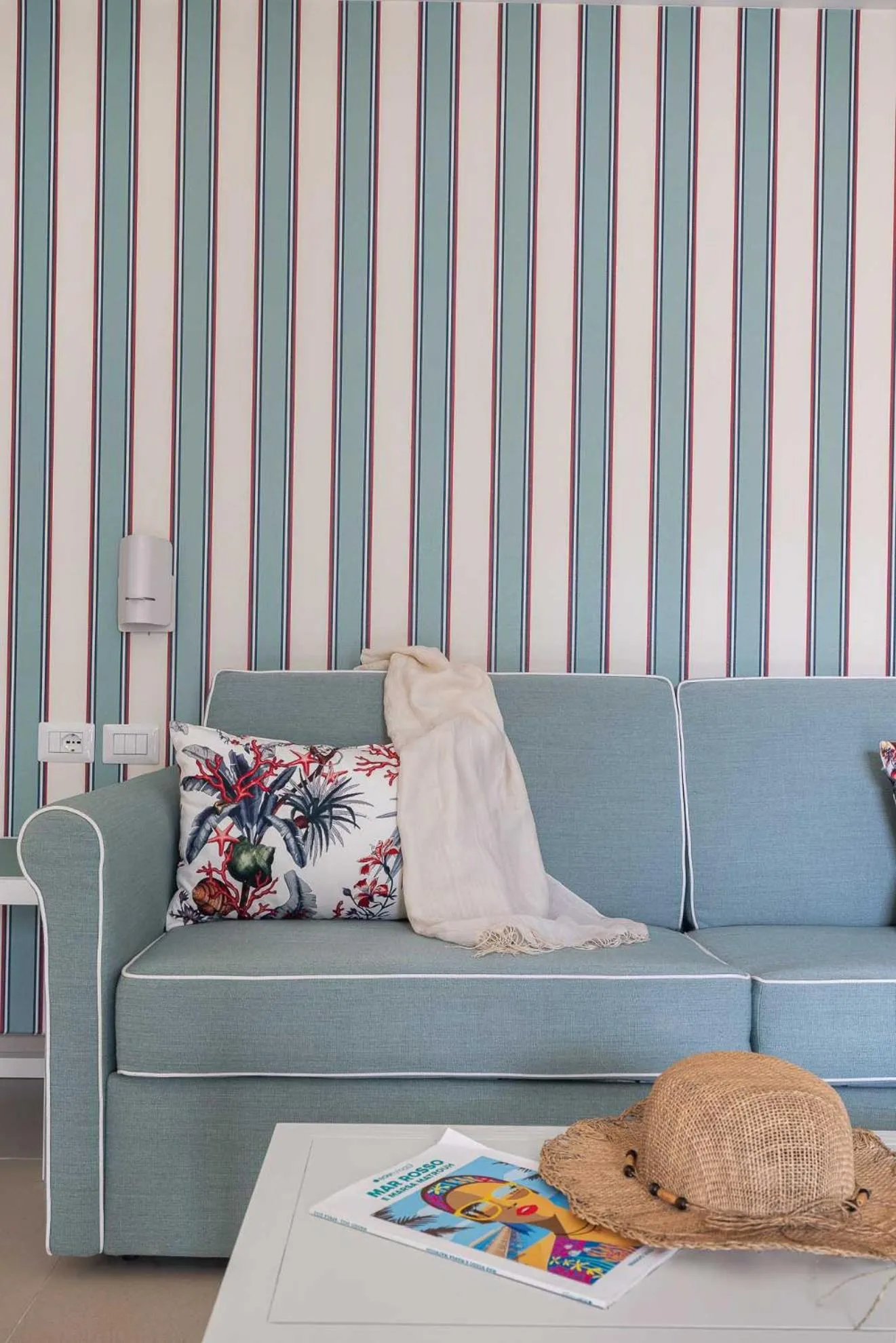 Living room in Seaside Hotel