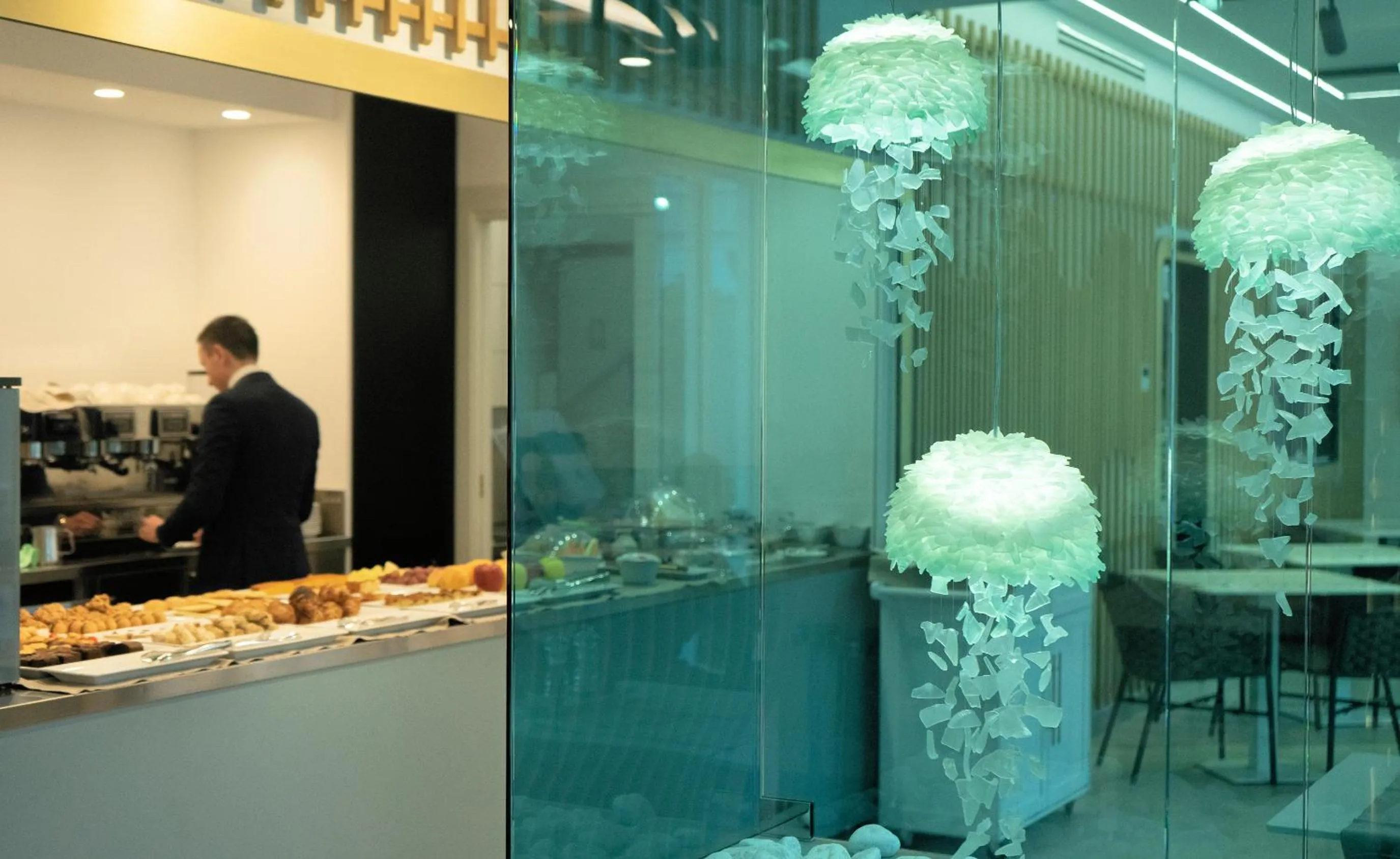 Restaurant/places to eat in Seaside Hotel