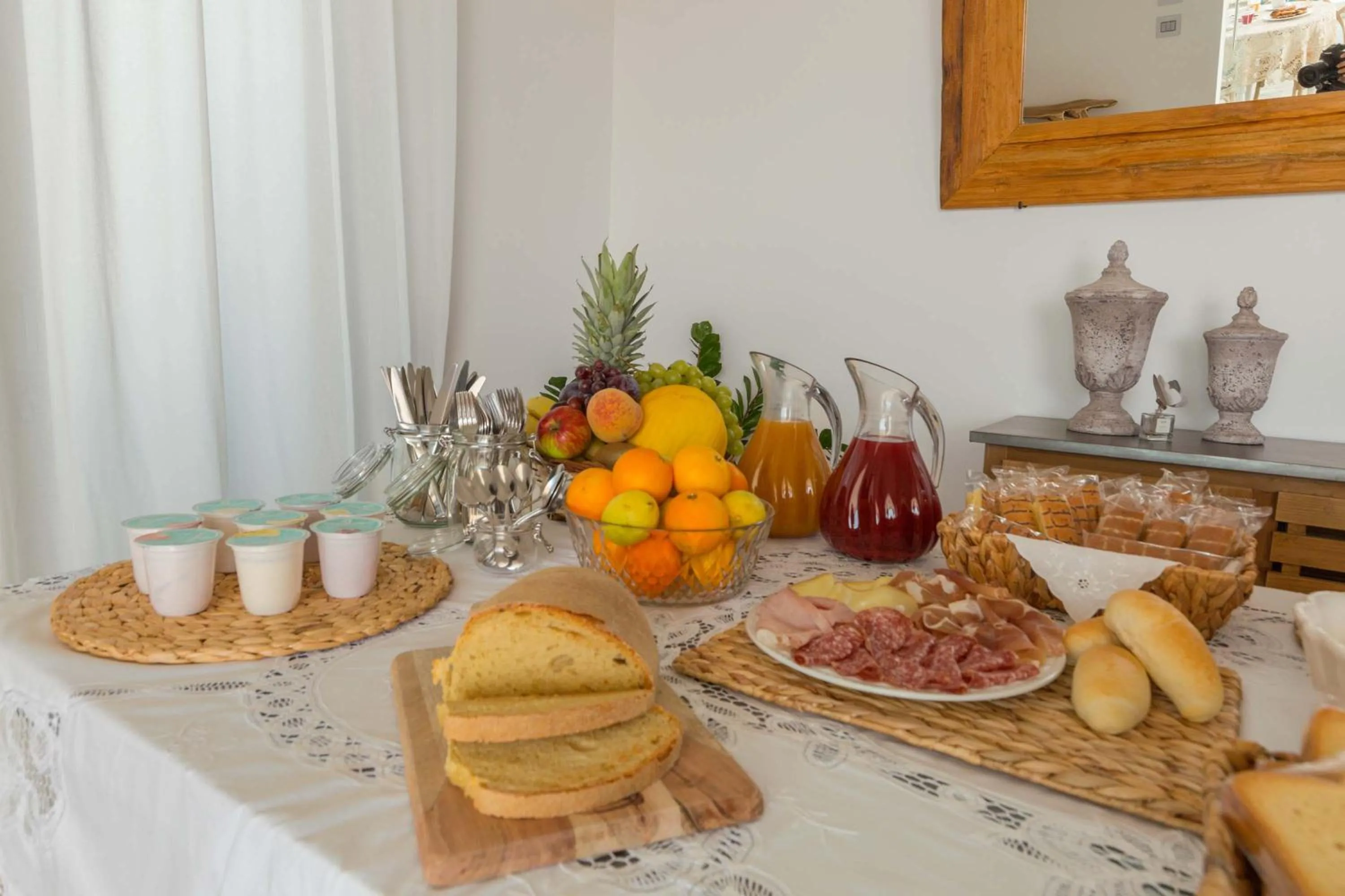 Breakfast in B&B Le Radici del Salento Luxury Rooms